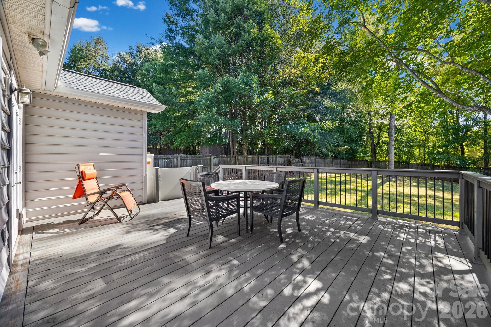 Single Family Residence at 800 Thistledown Drive, Rock Hill, photo 16 of 18