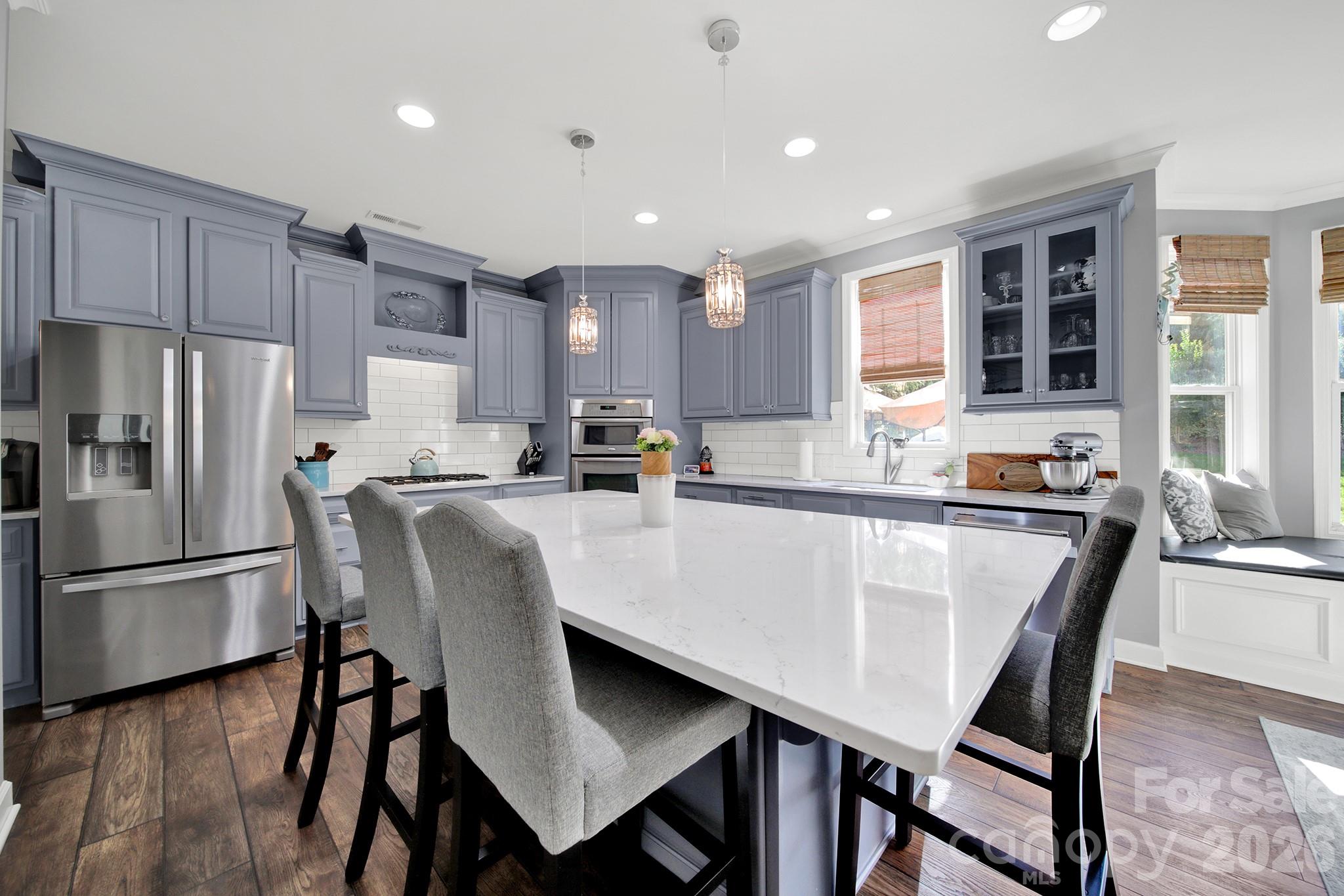 Large Kitchen Island & Bar - 17219 W Marbella Lane, Fort Mill