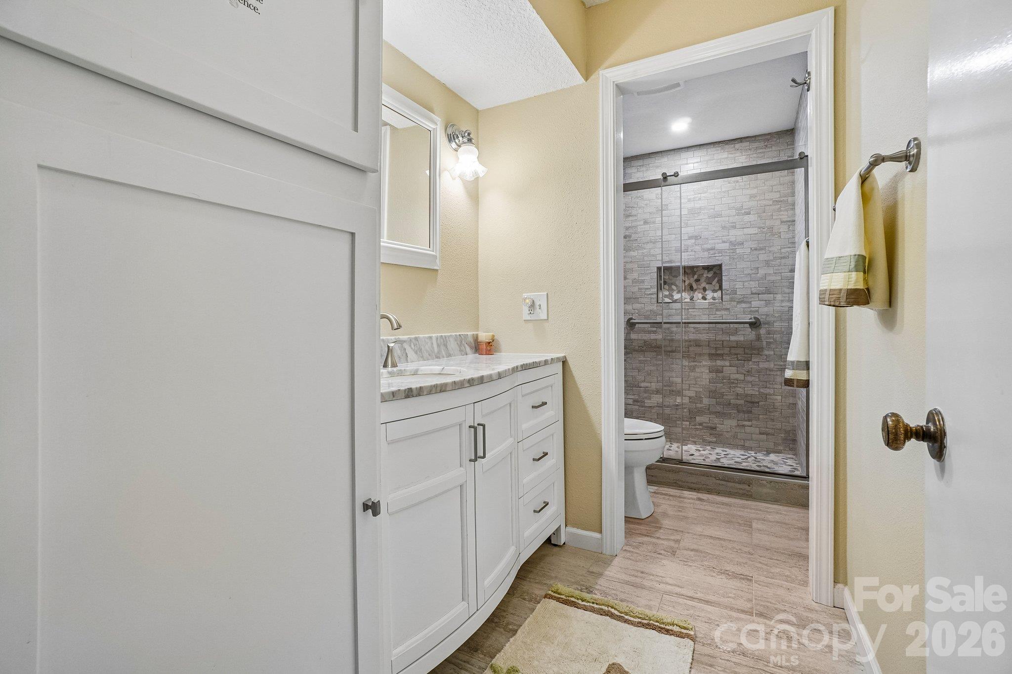 Condominium at 82 Laurelwood Circle W, Hendersonville, photo 21 of 38