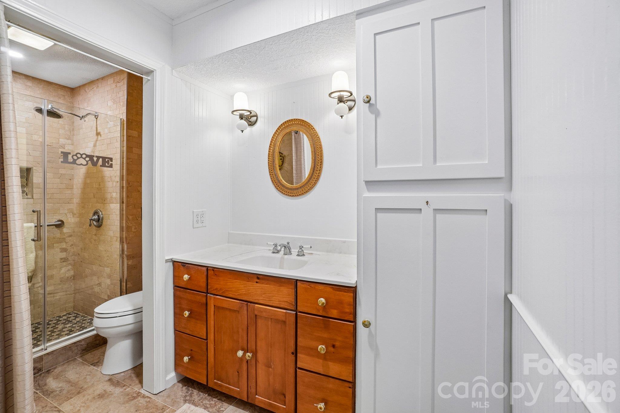 Condominium at 82 Laurelwood Circle W, Hendersonville, photo 28 of 38
