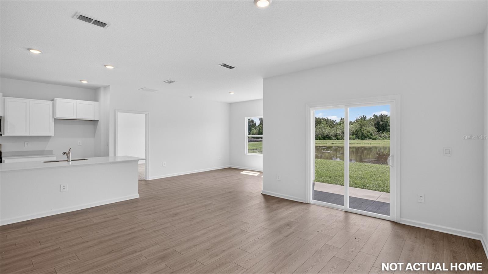 Single Family Residence at 139 MARY ALICE DR, HASTINGS, photo 11 of 31