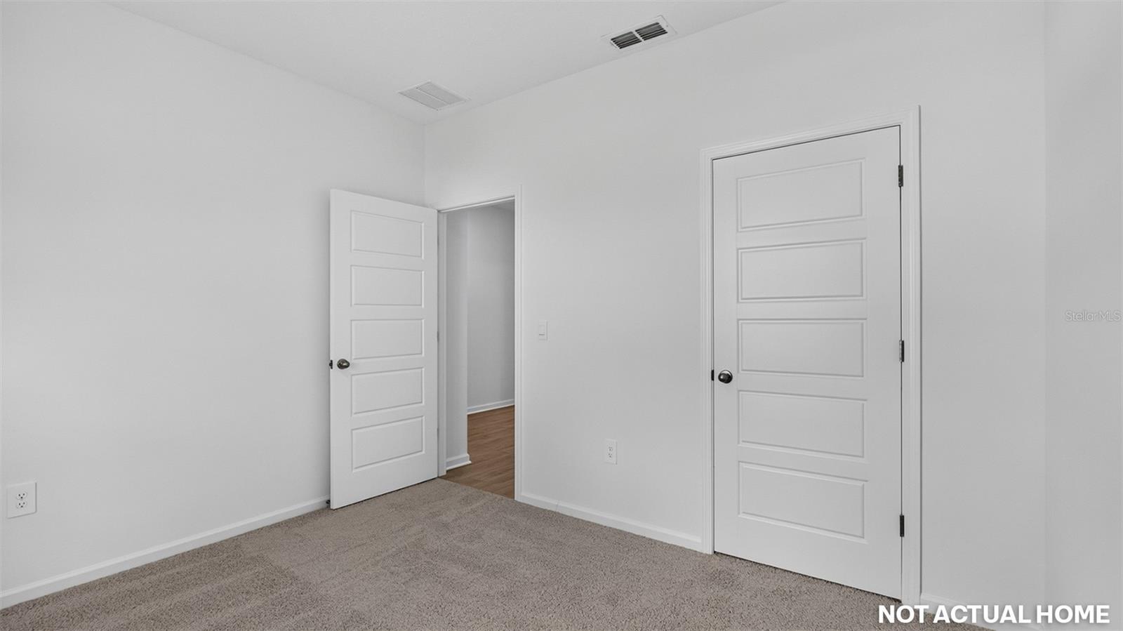 Single Family Residence at 139 MARY ALICE DR, HASTINGS, photo 20 of 31