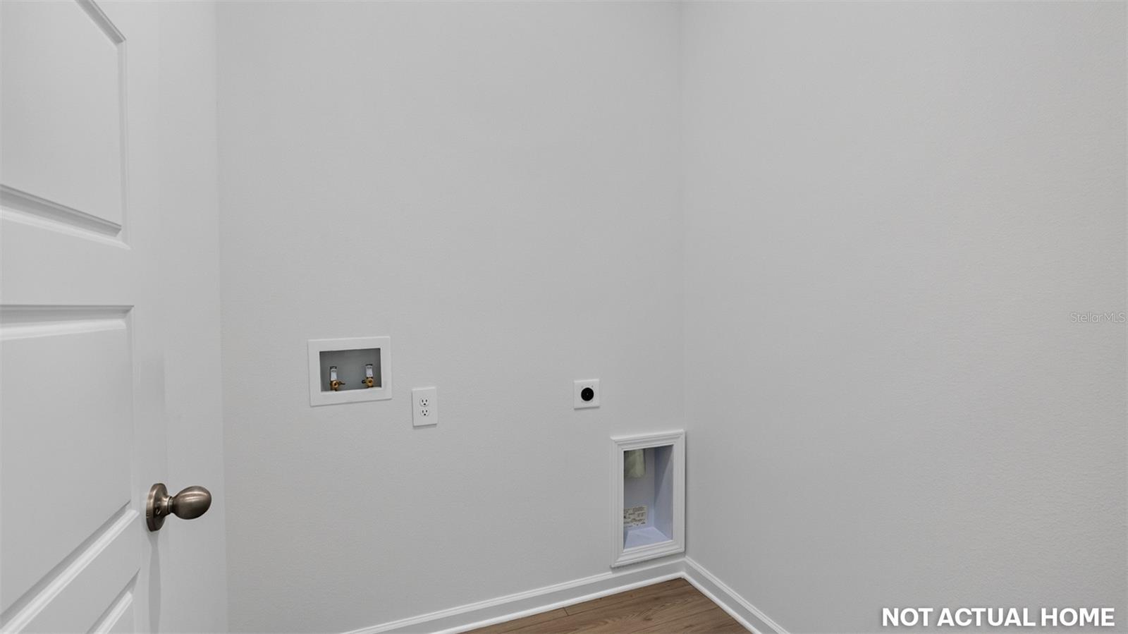 Single Family Residence at 139 MARY ALICE DR, HASTINGS, photo 24 of 31