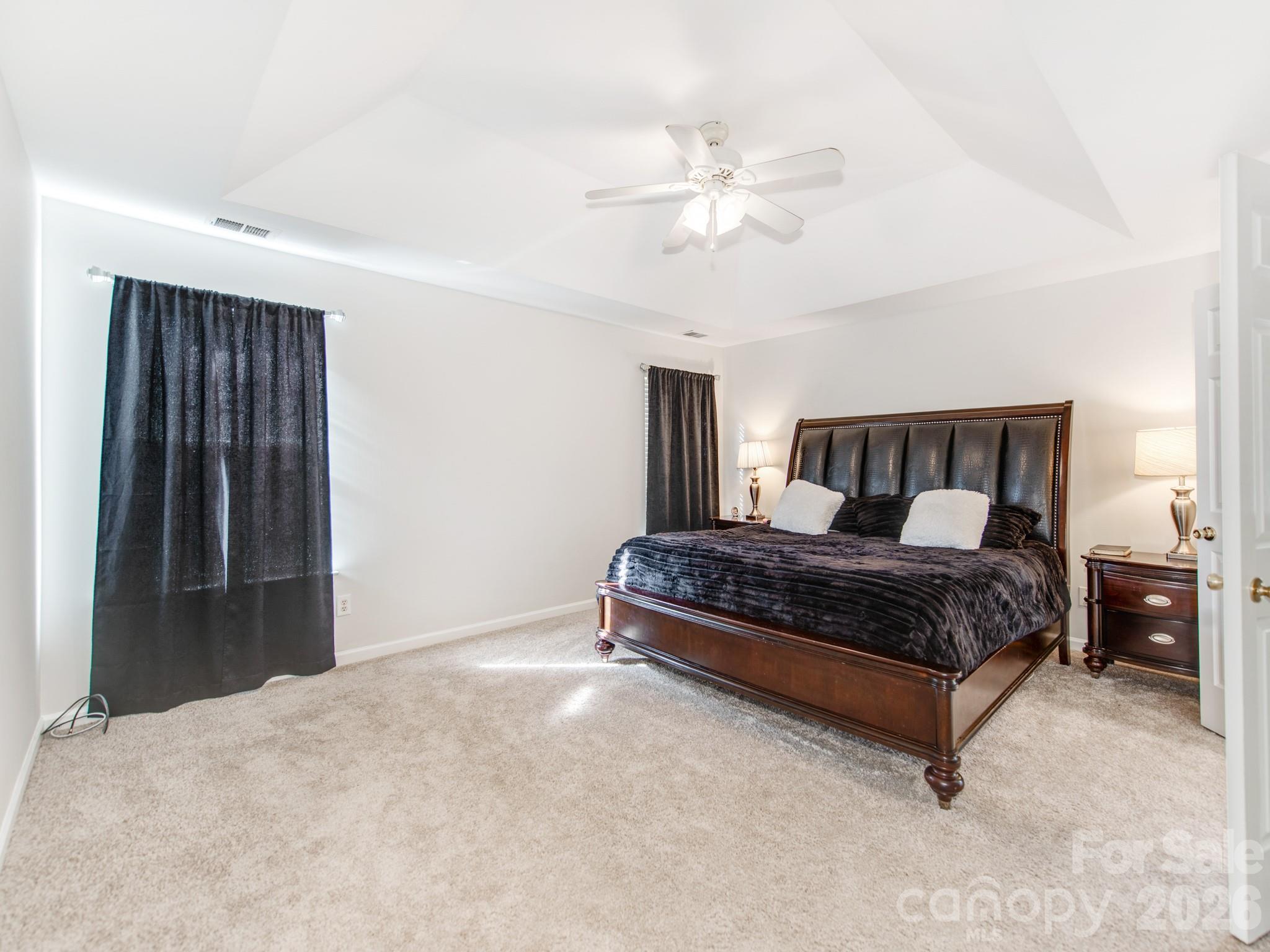 Single Family Residence at 7707 Nicolette Court, Charlotte, photo 14 of 23