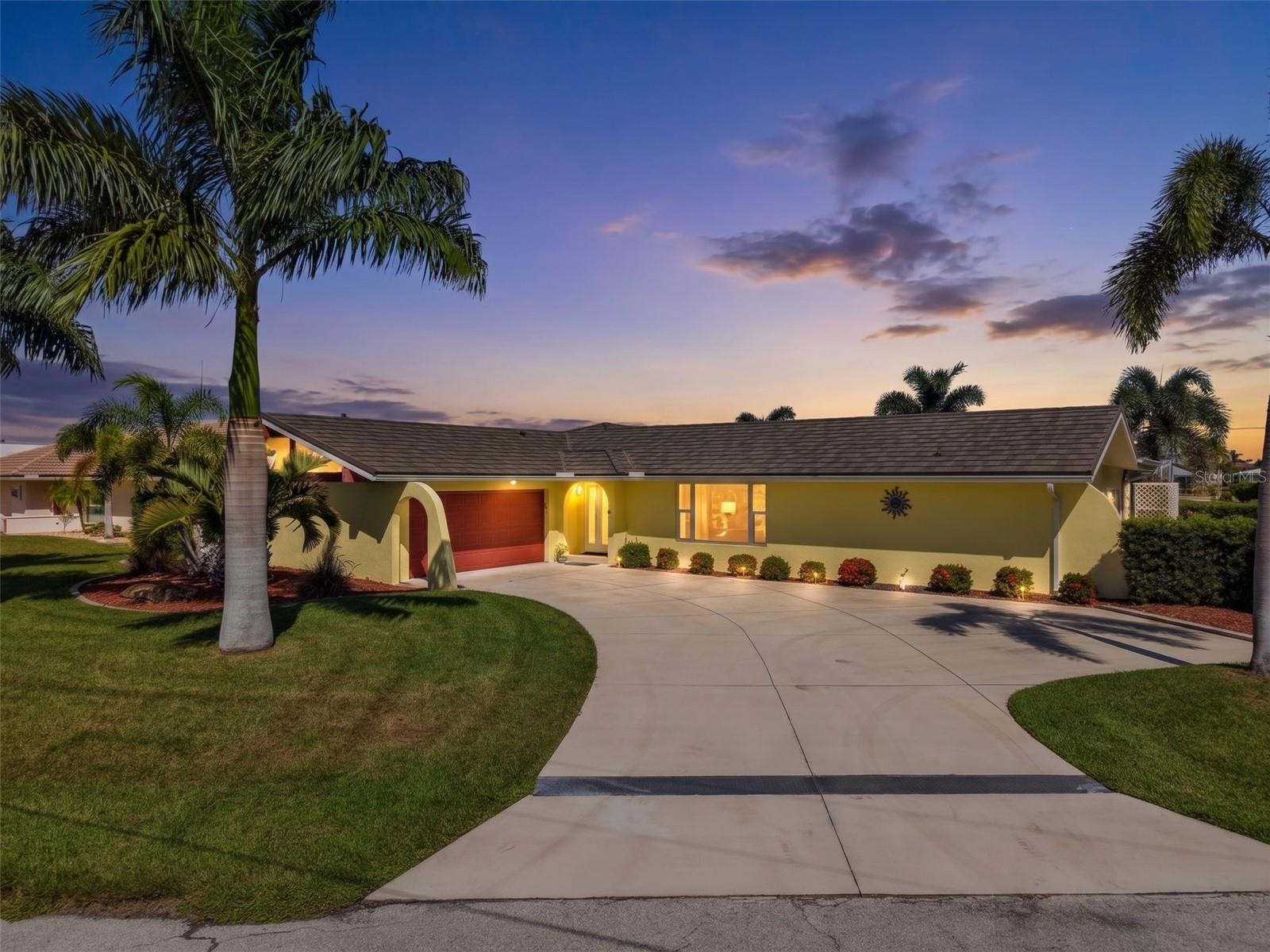 536 MATARES DR