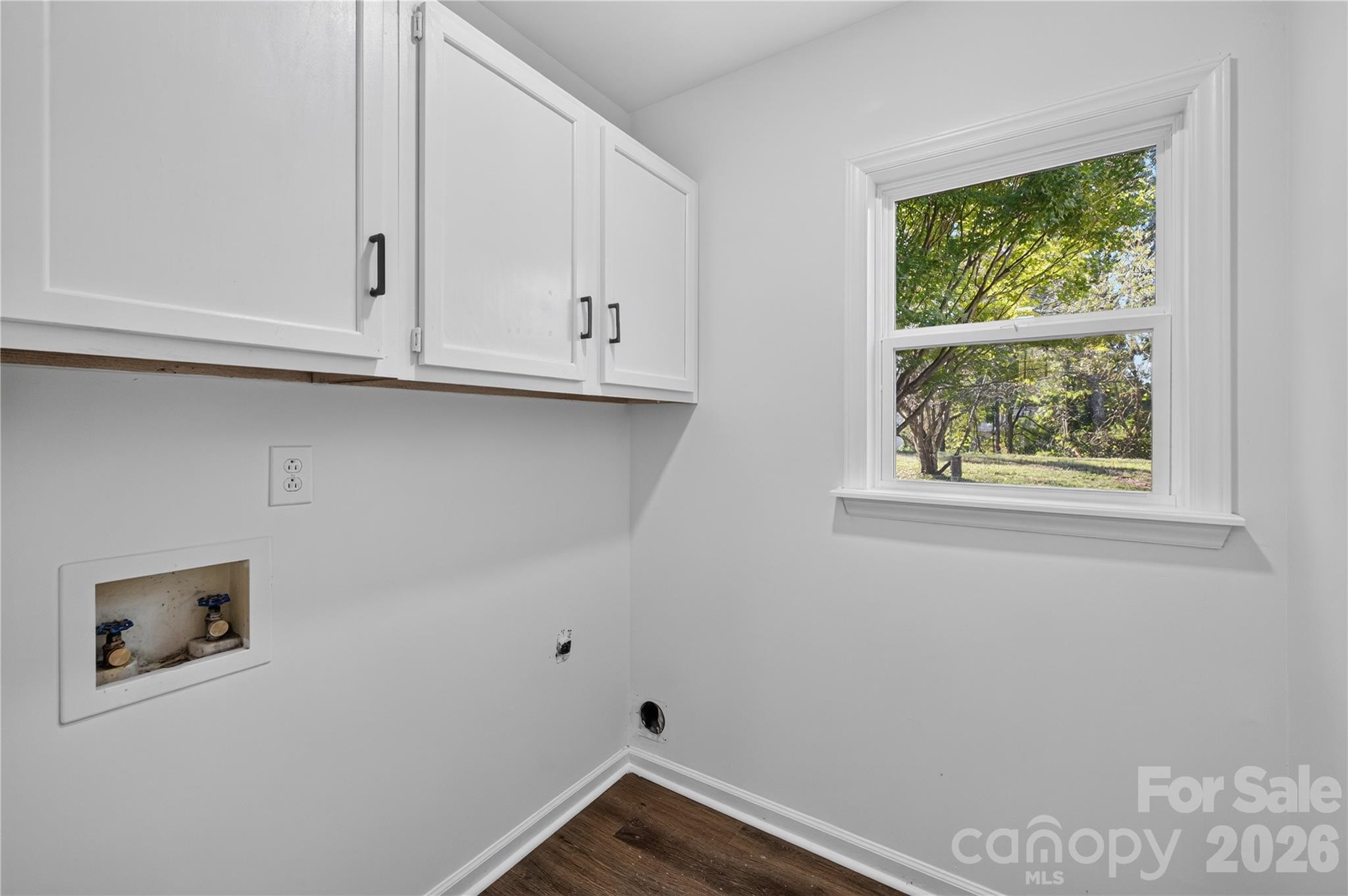 Single Family Residence at 12108 Parks Farm Lane, Charlotte, photo 20 of 27