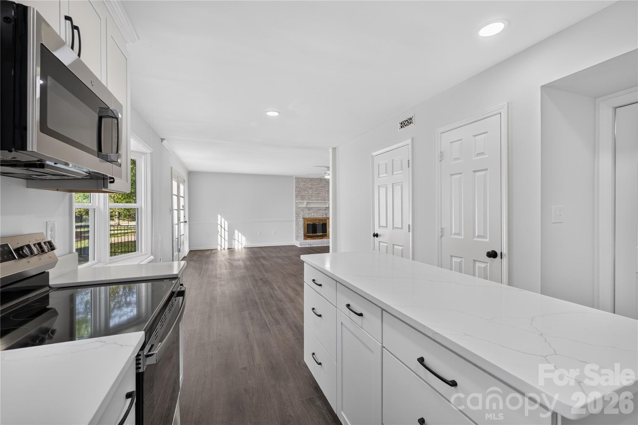 Single Family Residence at 12108 Parks Farm Lane, Charlotte, photo 26 of 27