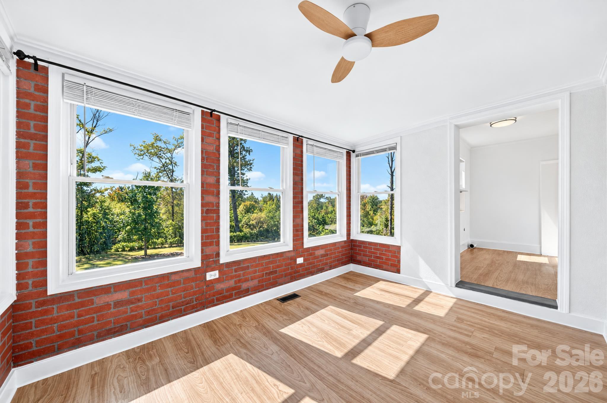 Single Family Residence at 892 Taylor Drive, Lancaster, photo 22 of 45