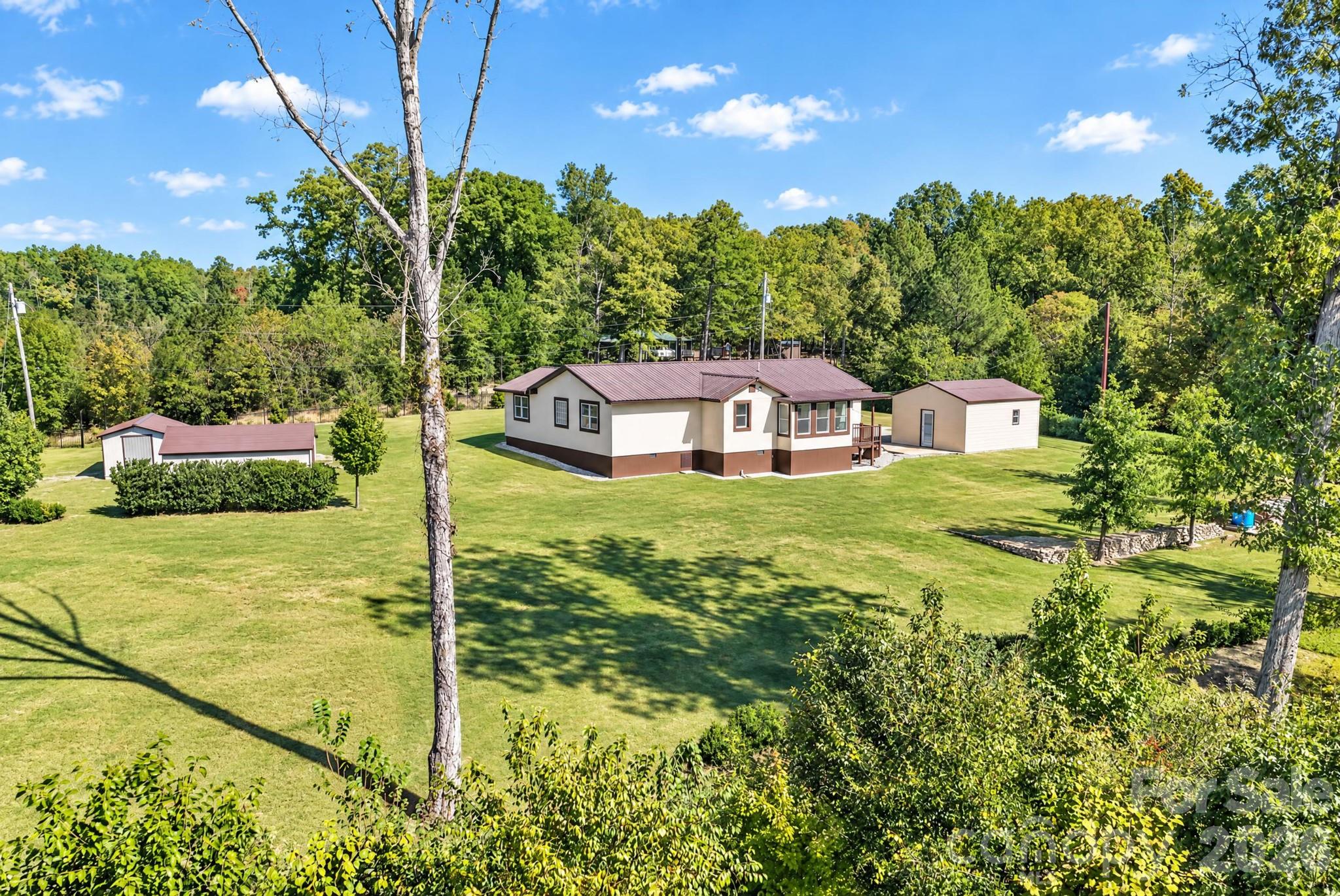 Single Family Residence at 892 Taylor Drive, Lancaster, photo 39 of 45