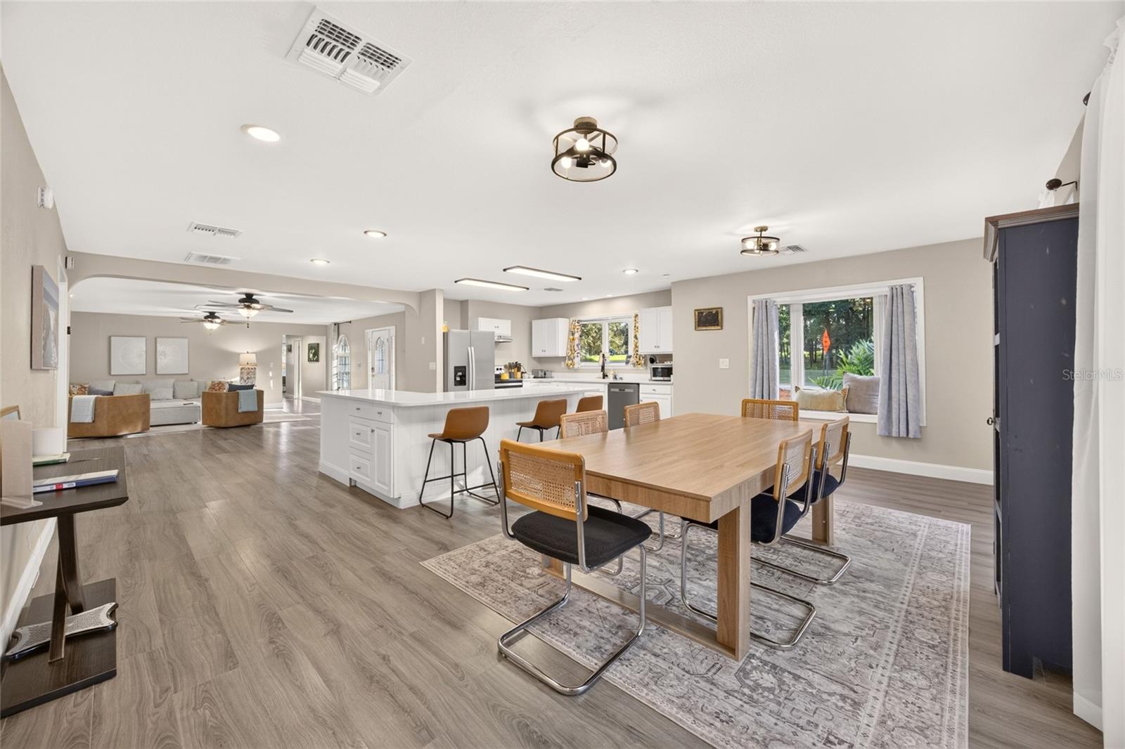 Dining Area - 1408 NE 42ND AVE, OCALA