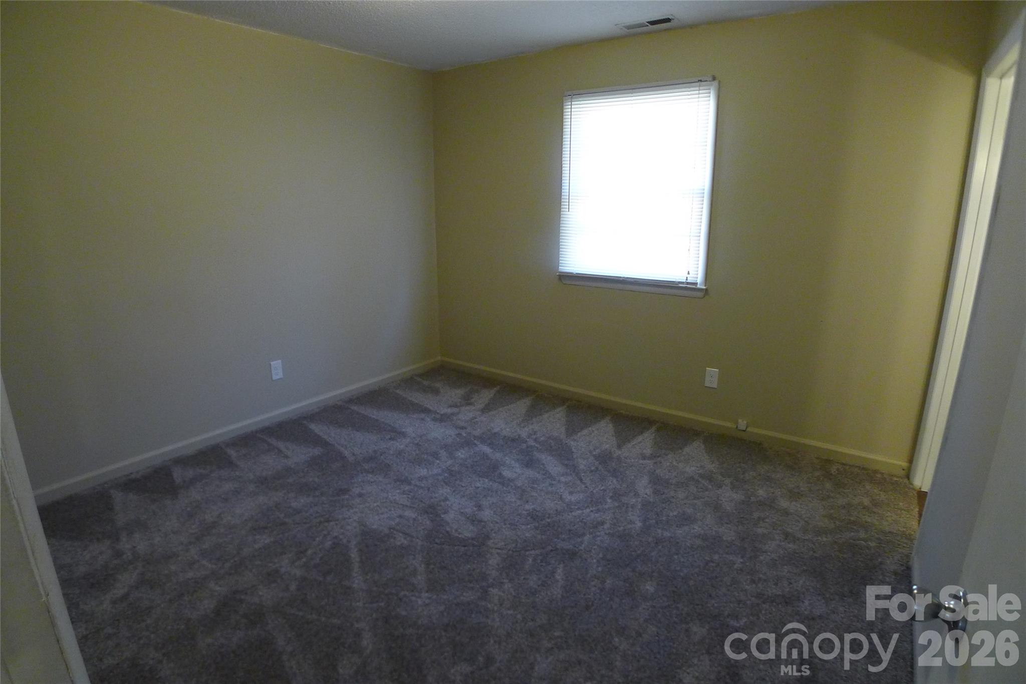 Single Family Residence at 133 Windward Circle, Mocksville, photo 18 of 25