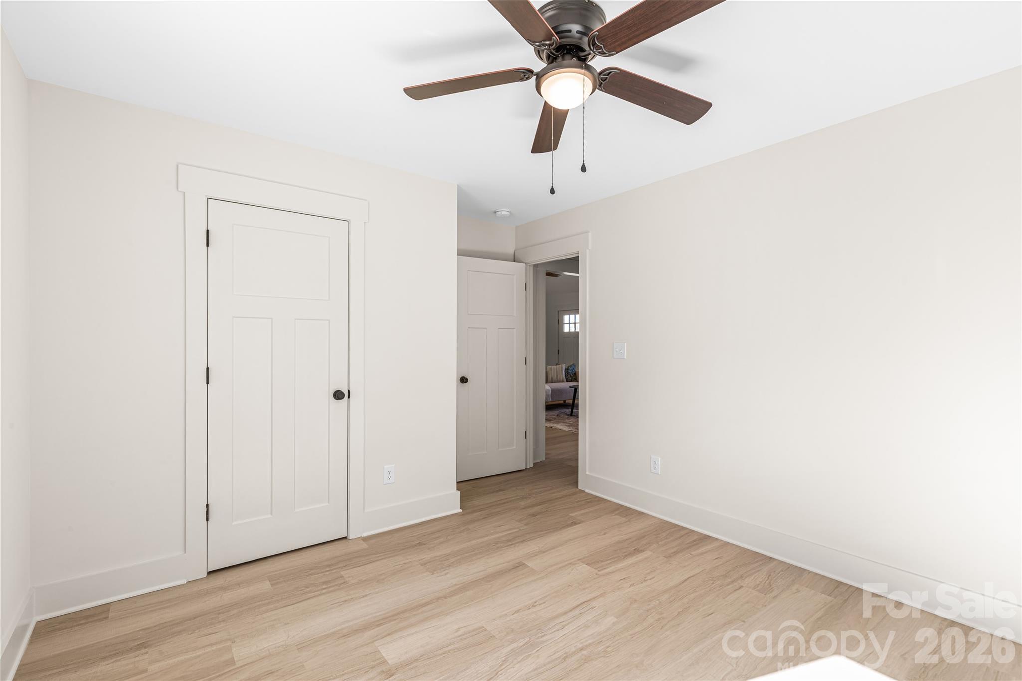 Single Family Residence at 201 Springlake Road, York, photo 23 of 38