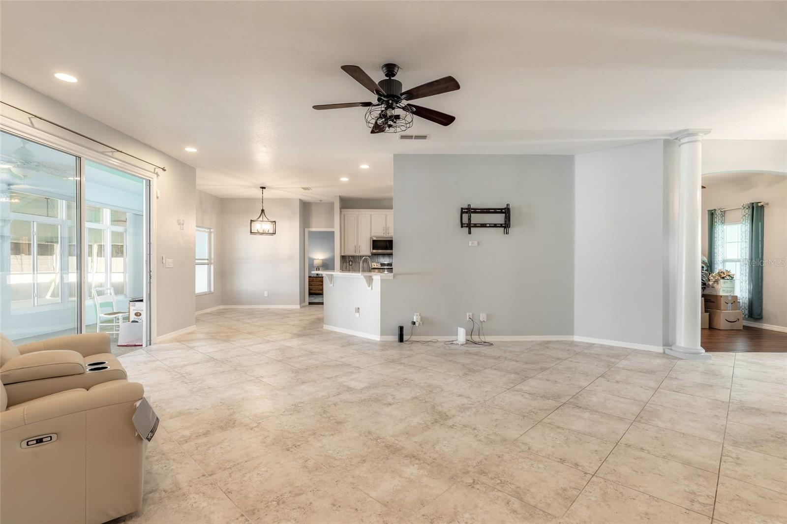 Single Family Residence at 3329 UNITY TREE DR, EDGEWATER, photo 13 of 49