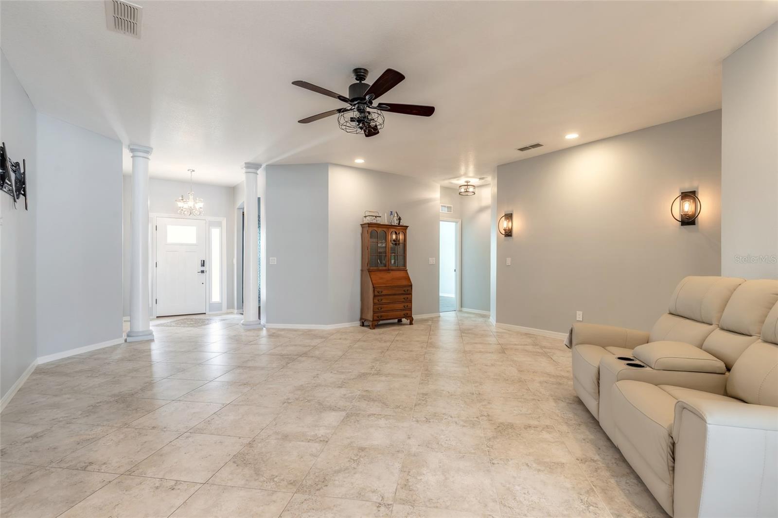Single Family Residence at 3329 UNITY TREE DR, EDGEWATER, photo 16 of 49