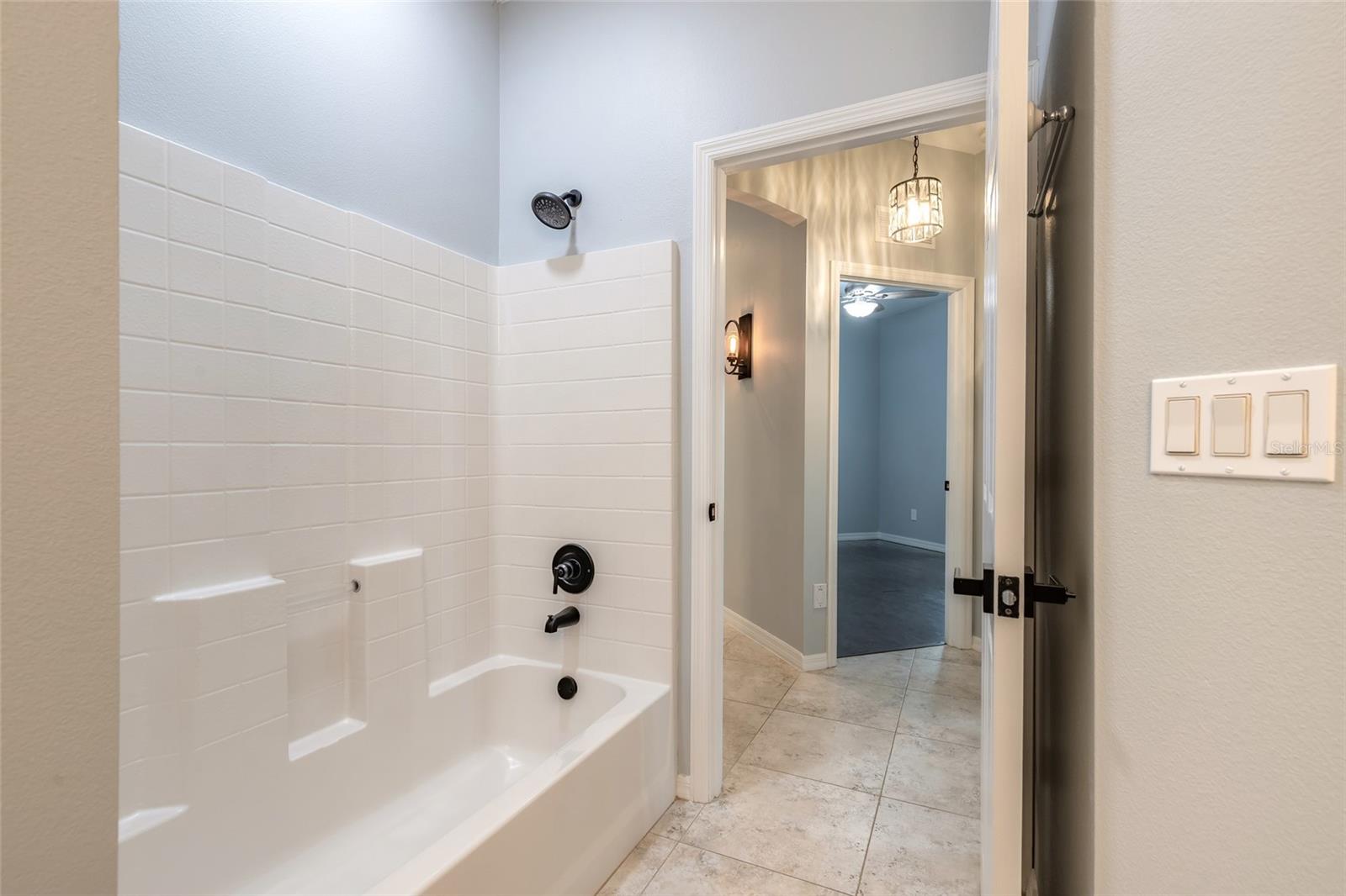 Single Family Residence at 3329 UNITY TREE DR, EDGEWATER, photo 31 of 49