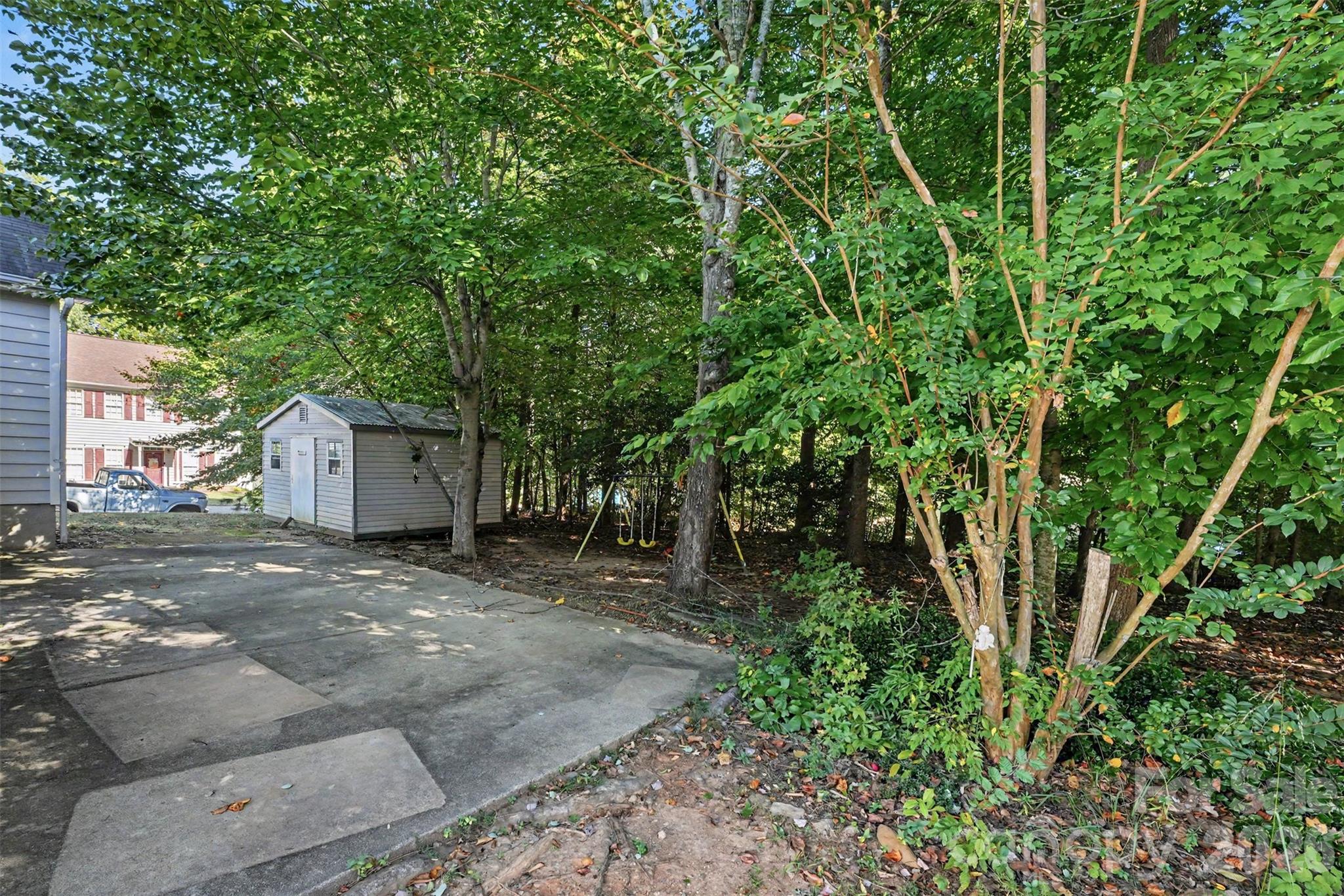 Single Family Residence at 131 Devon Forest Drive, Mooresville, photo 44 of 44