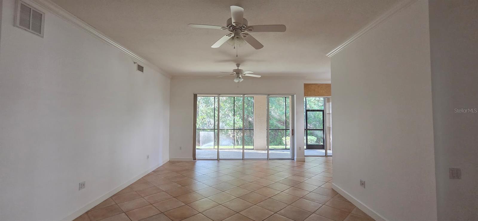 Living room - 7492 BOTANICA PKWY #102, SARASOTA