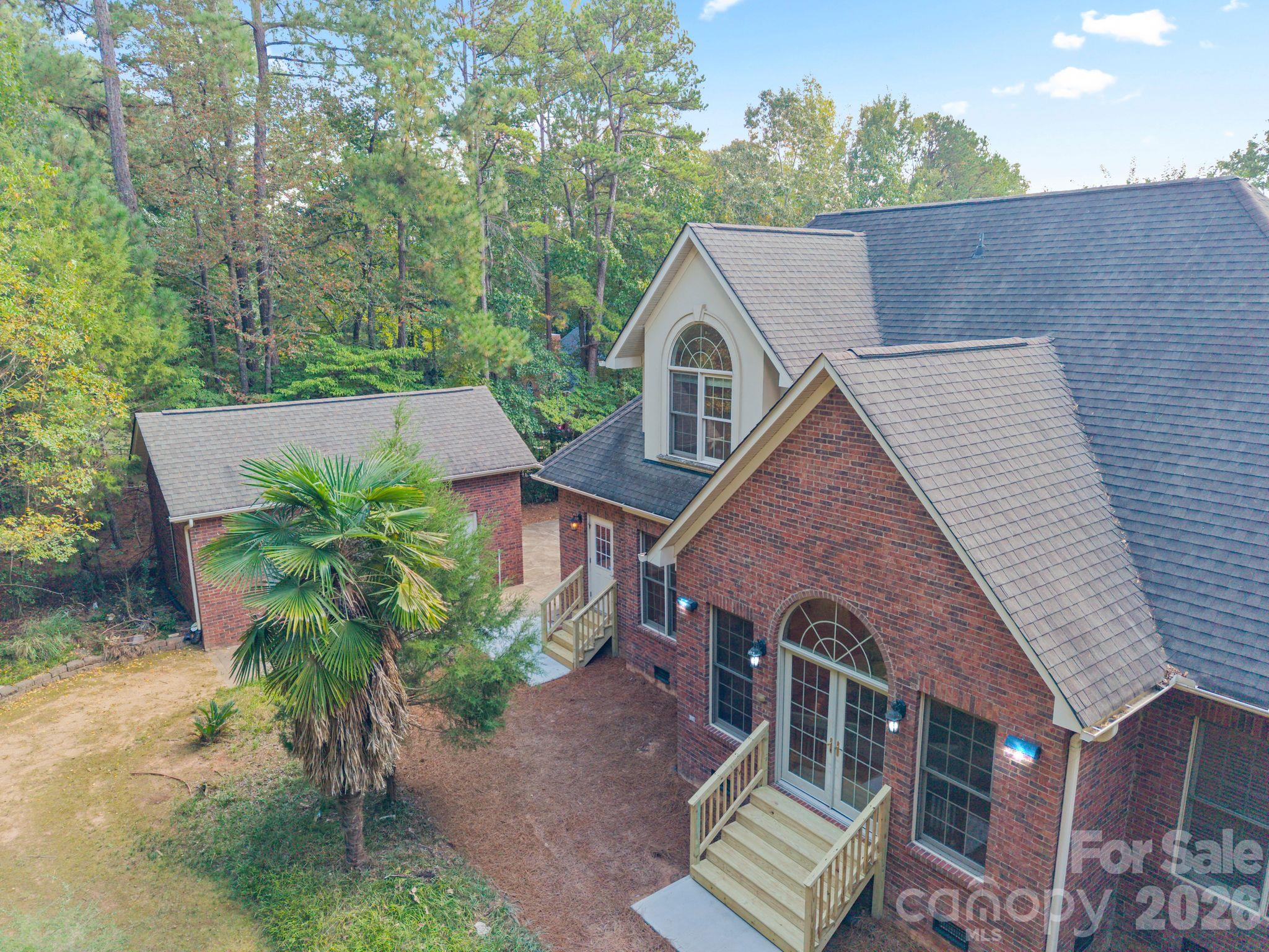 Single Family Residence at 707 Mayfield Court, Fort Mill, photo 46 of 61
