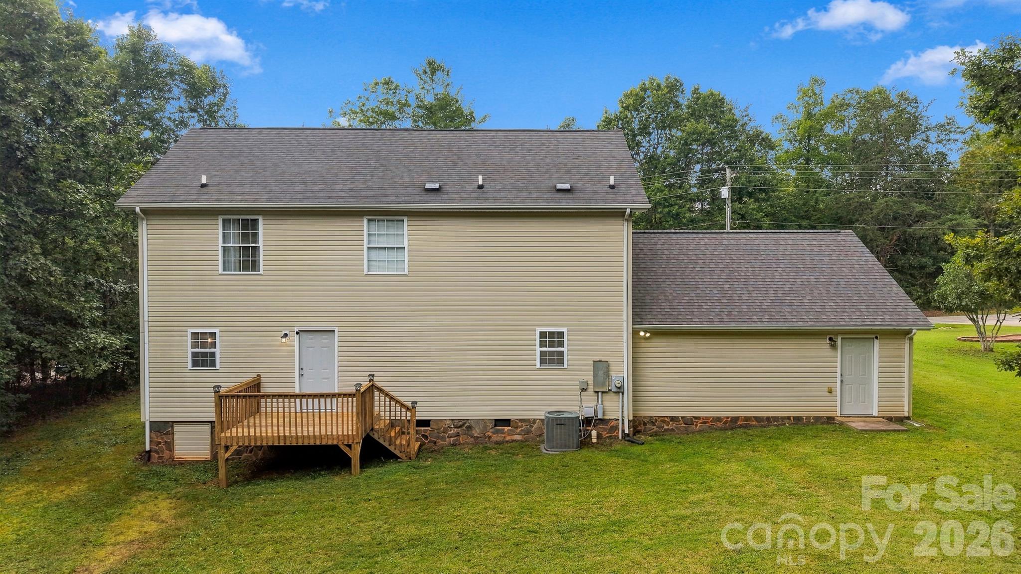 Single Family Residence at 1480 Cedar Valley Church Road, Lenoir, photo 4 of 48