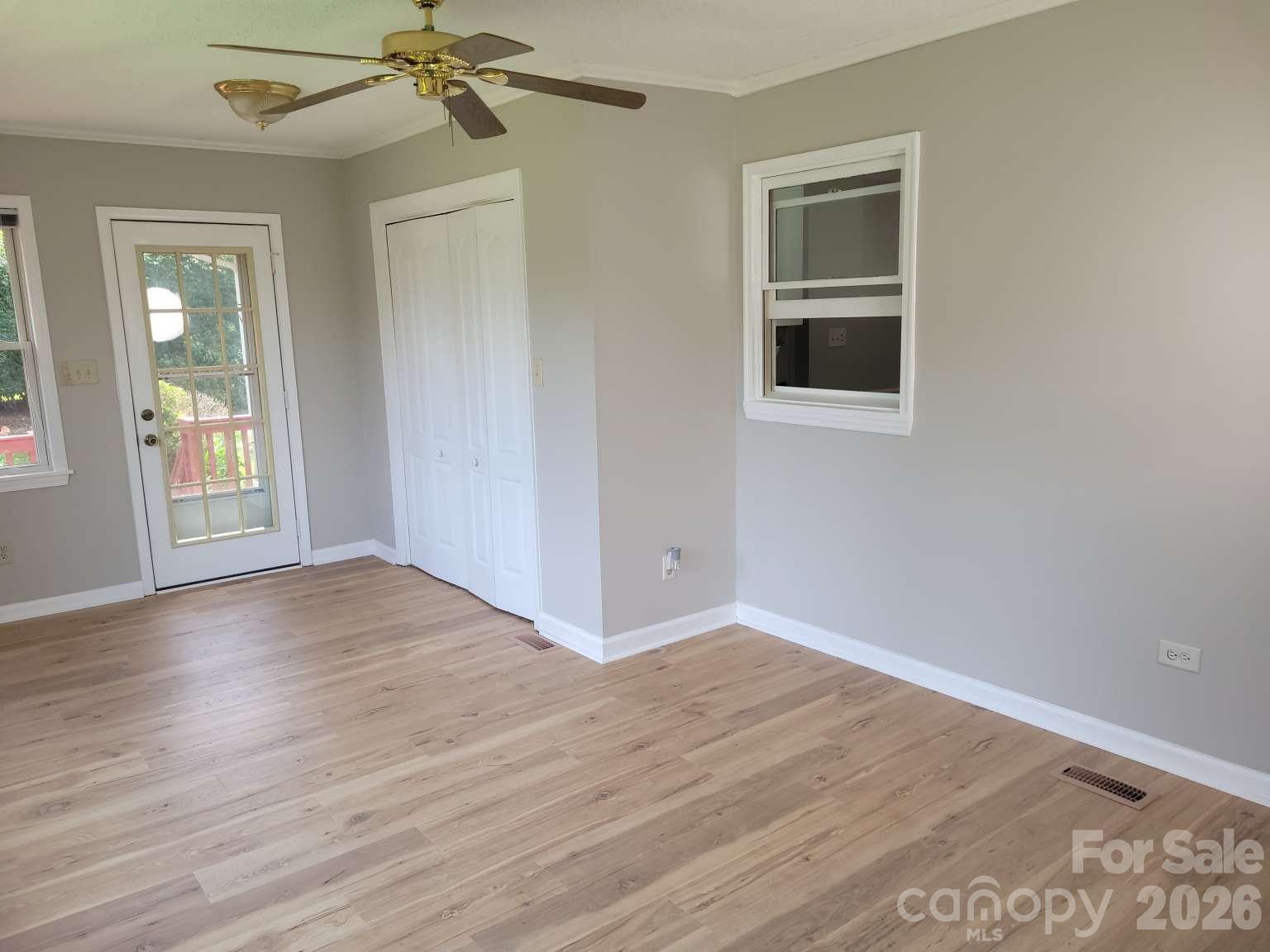 Single Family Residence at 3842 Serenity Drive, Hickory, photo 17 of 31