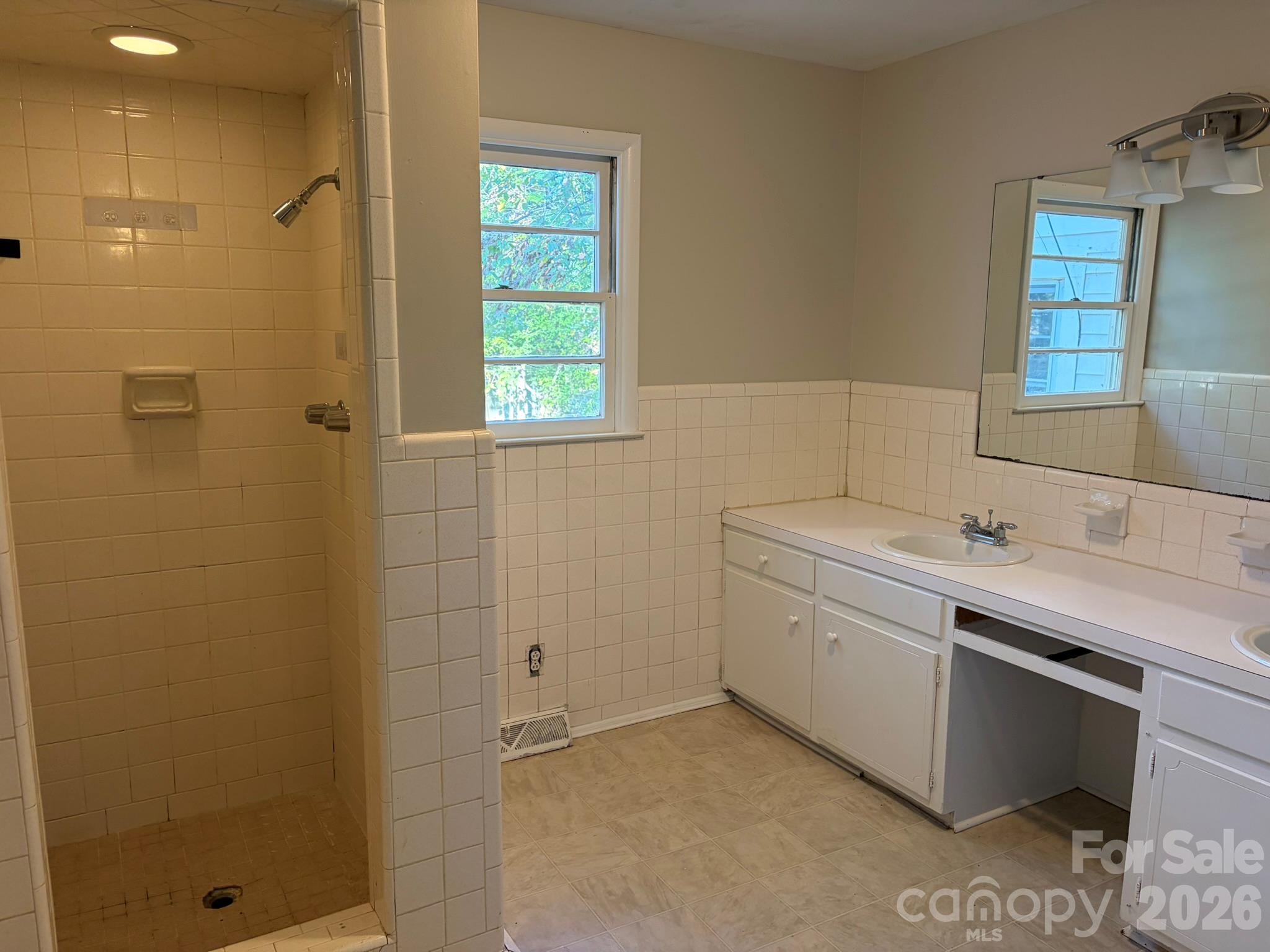 Single Family Residence at 310 Coggins Avenue, Albemarle, photo 8 of 10