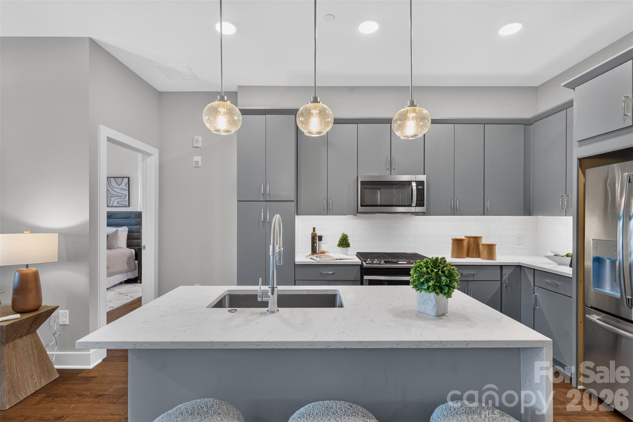 Condominium at 2401 Euclid Avenue, Charlotte, photo 5 of 52