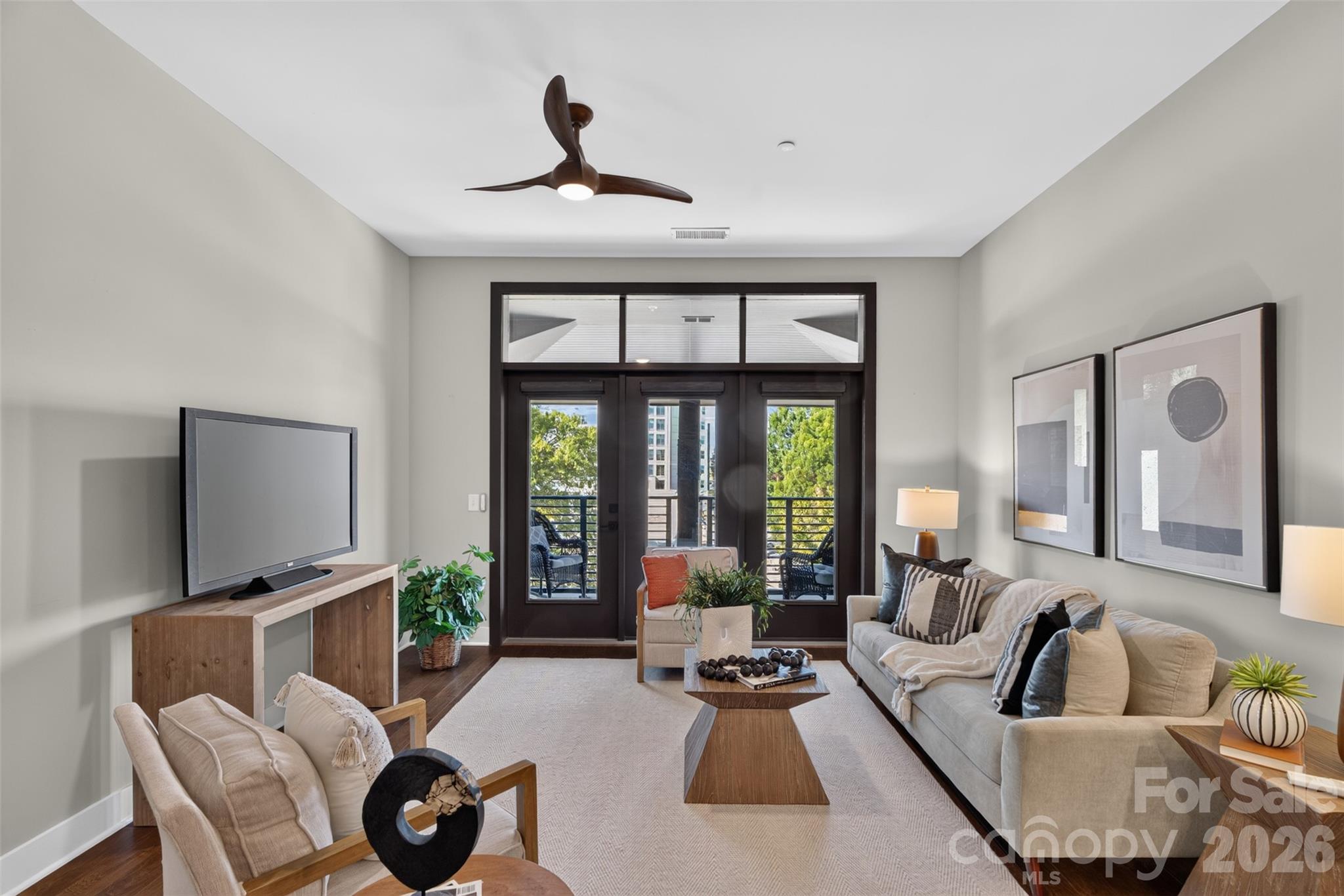 Condominium at 2401 Euclid Avenue, Charlotte, photo 11 of 52