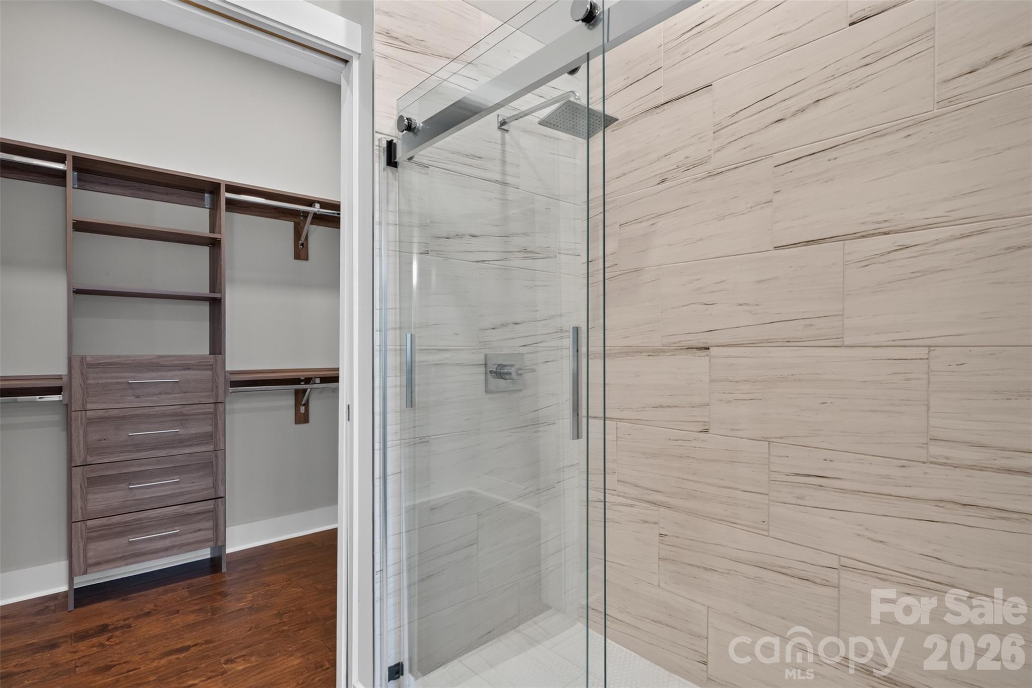 Condominium at 2401 Euclid Avenue, Charlotte, photo 23 of 52