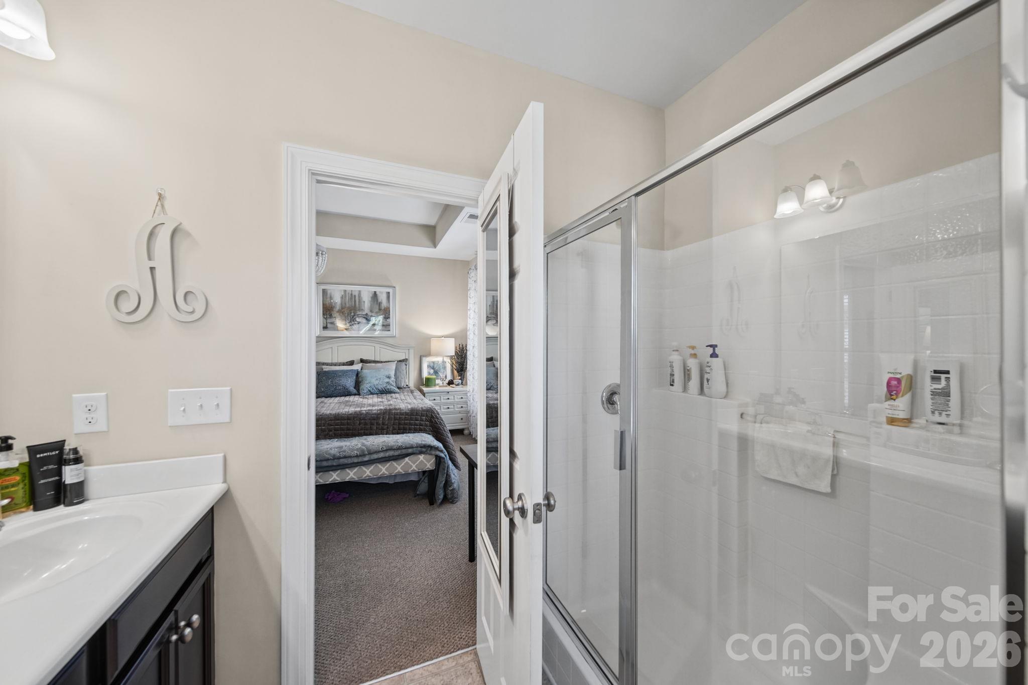 Primary Bathroom walk-in shower - 11621 Brachetto Place, Charlotte