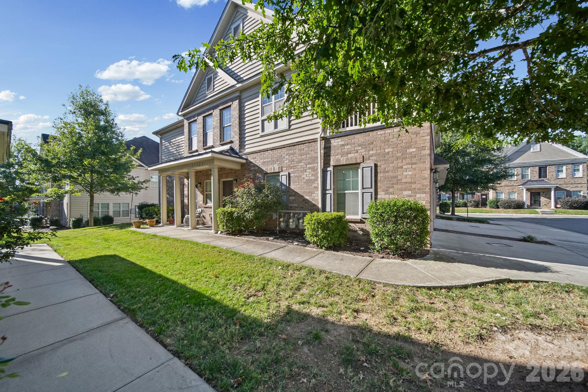 Condominium at 11621 Brachetto Place, Charlotte, photo 30 of 34