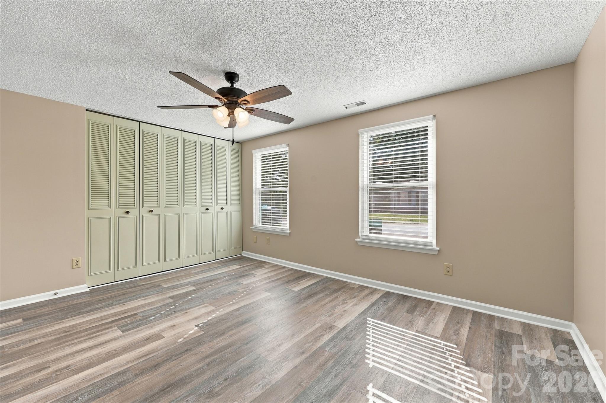 Single Family Residence at 5915 Sunset Chase Lane, Charlotte, photo 18 of 42