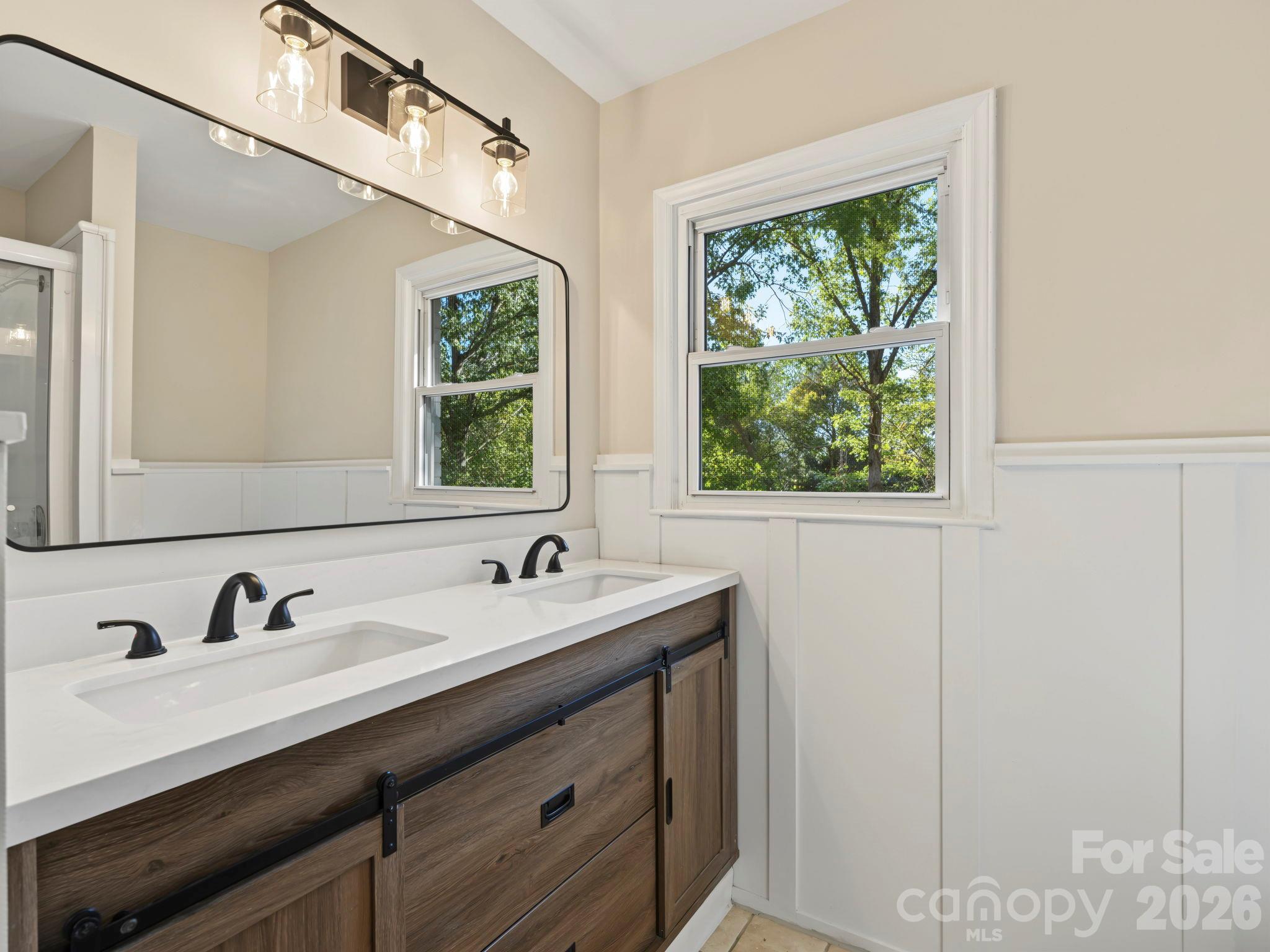 Single Family Residence at 590 Crestmont Drive SE, Concord, photo 12 of 22