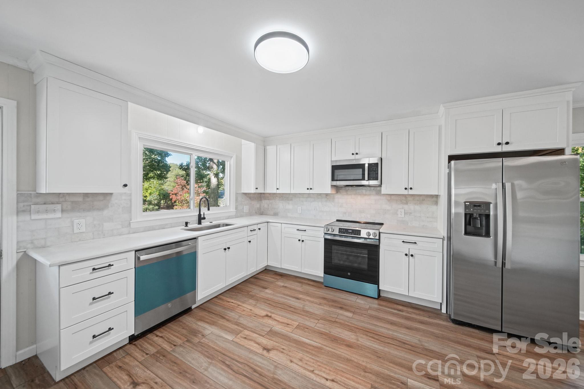 Single Family Residence at 719 Avondale Avenue, Albemarle, photo 28 of 91