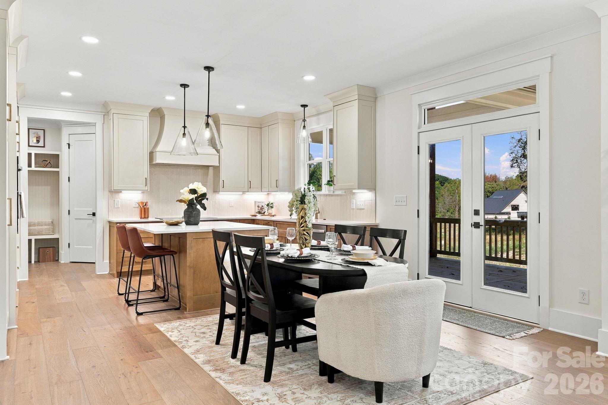 Dining - 9140 Smith Road, Kannapolis