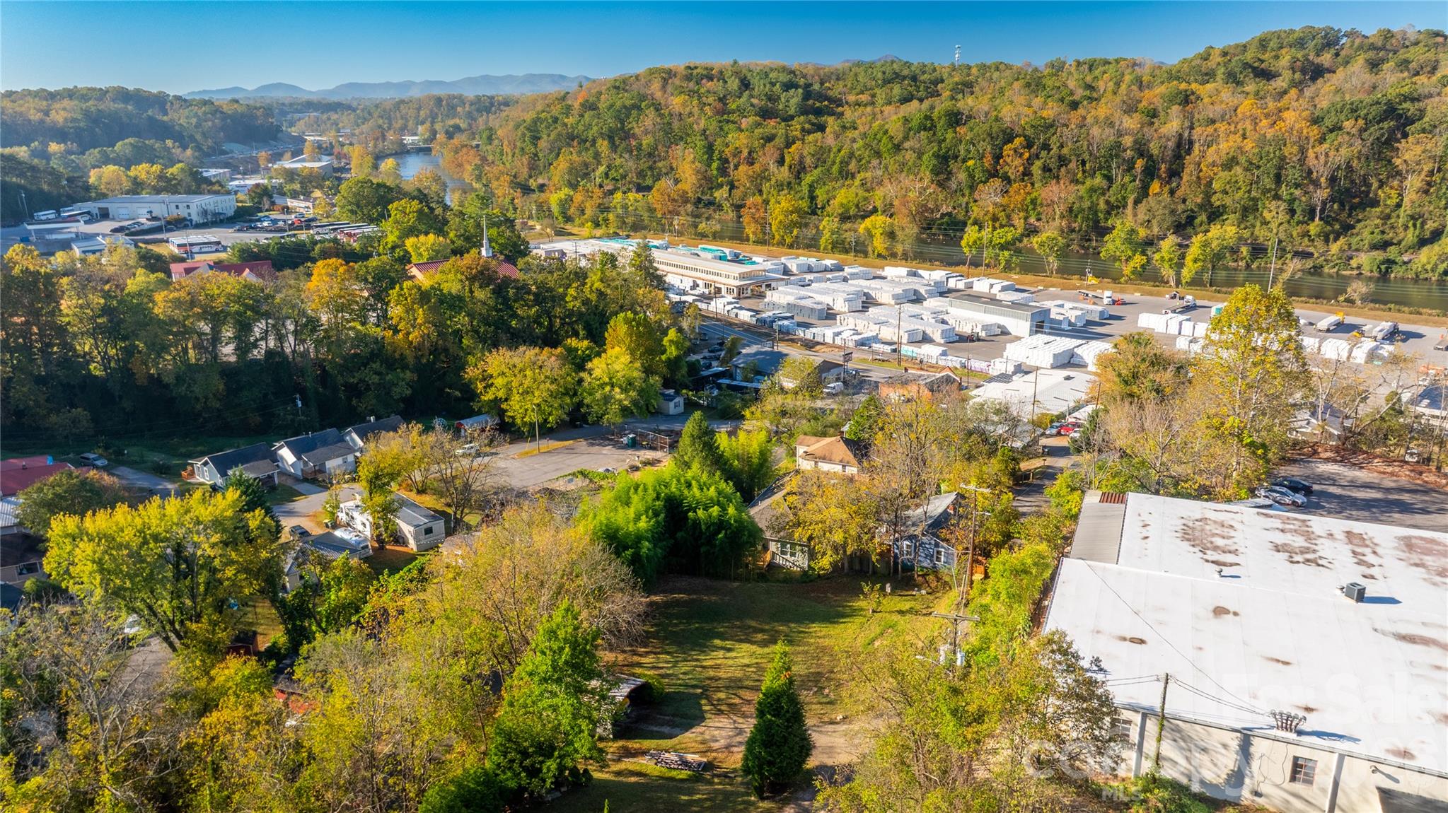 Acreage at 15 South Lane, Asheville, photo 2 of 16