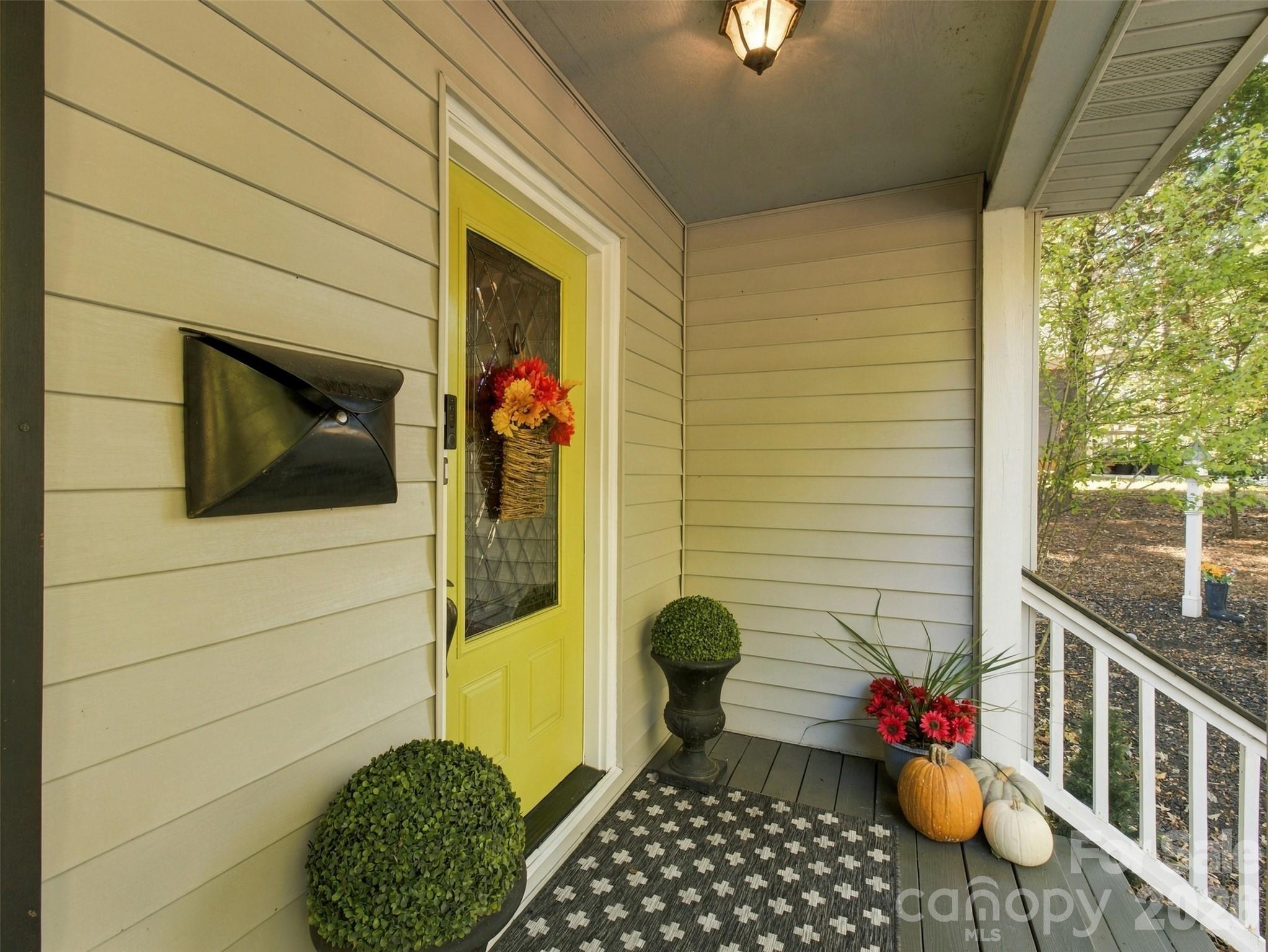 Single Family Residence at 4131 Koala Circle, Tega Cay, photo 5 of 35
