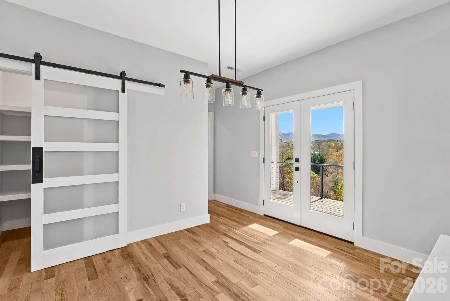 Single Family Residence at 139 Courtney Lane, Candler, photo 20 of 48