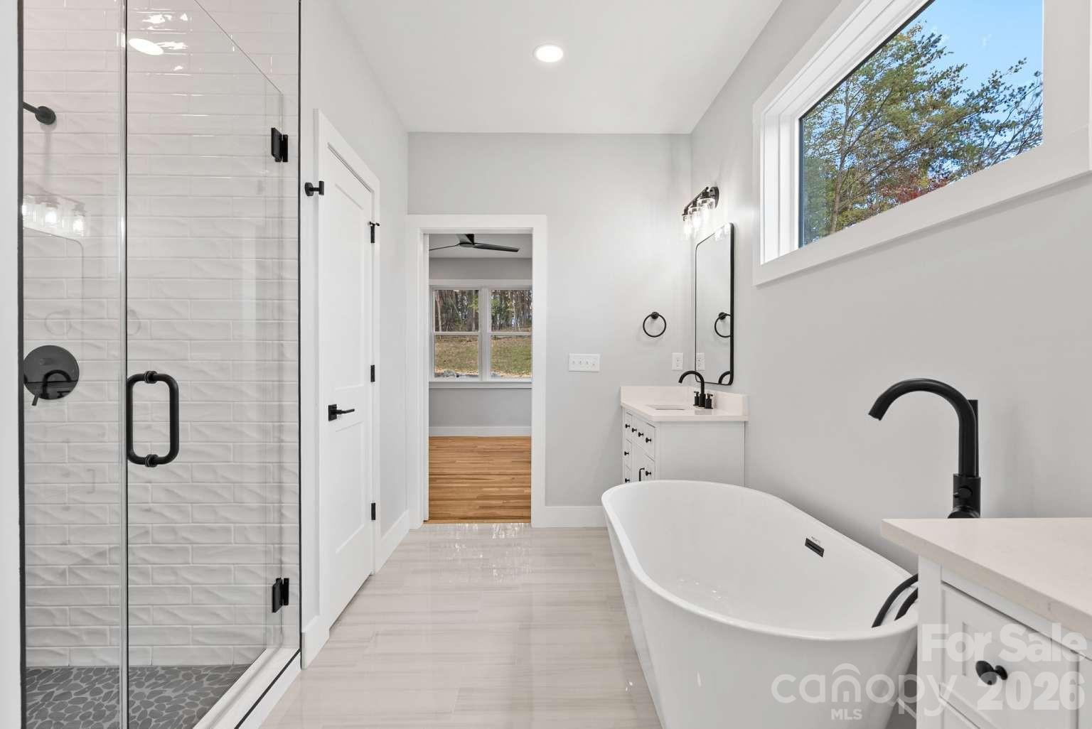 Single Family Residence at 139 Courtney Lane, Candler, photo 28 of 48