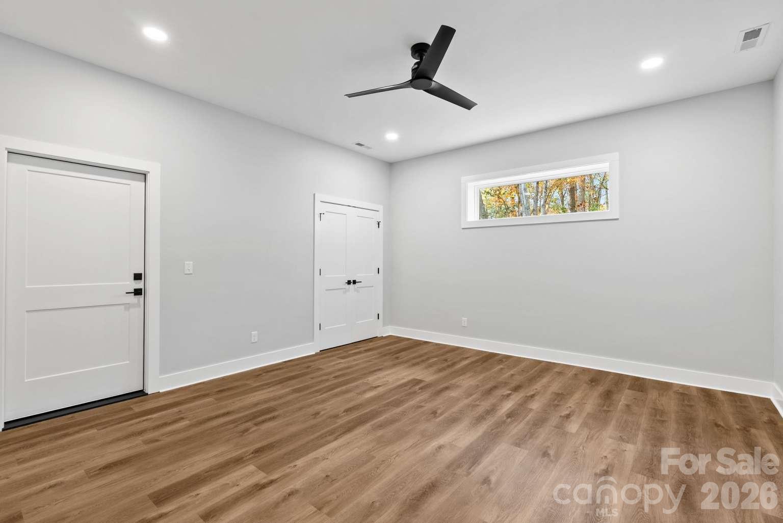 Single Family Residence at 139 Courtney Lane, Candler, photo 36 of 48
