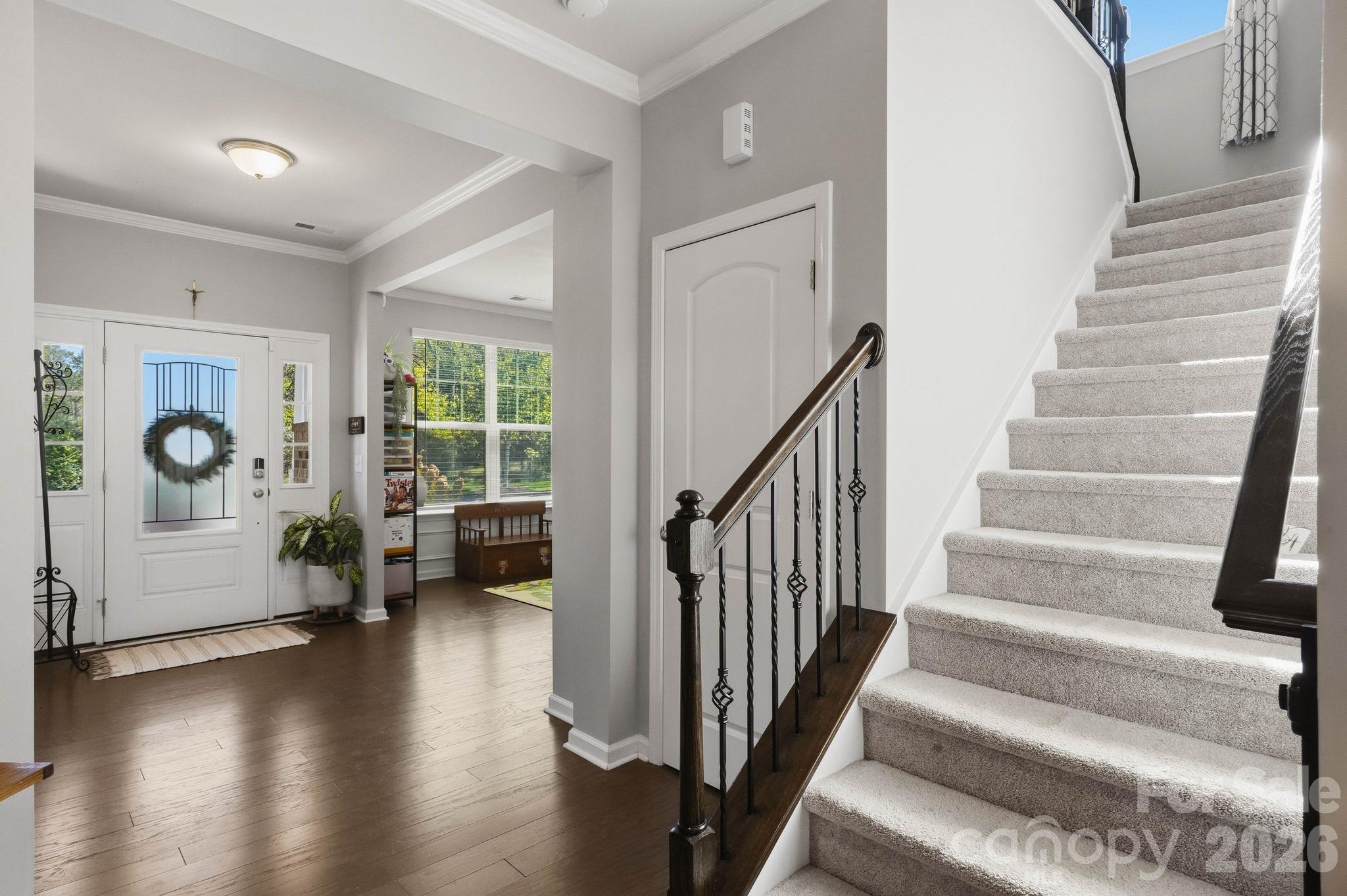 Single Family Residence at 15415 Davidson East Drive, Davidson, photo 8 of 41