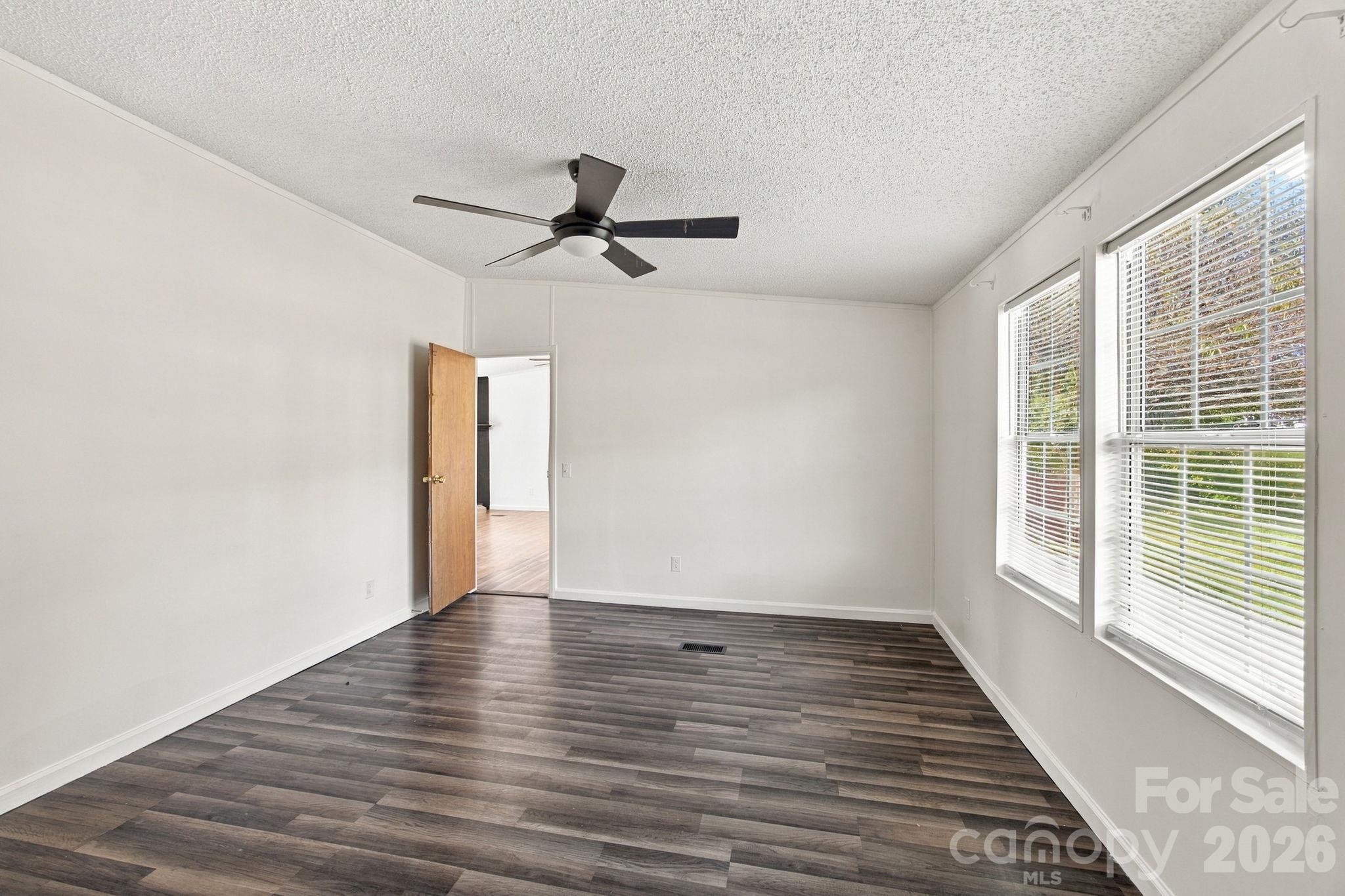 Single Family Residence at 232 Conifer Drive, Statesville, photo 18 of 35
