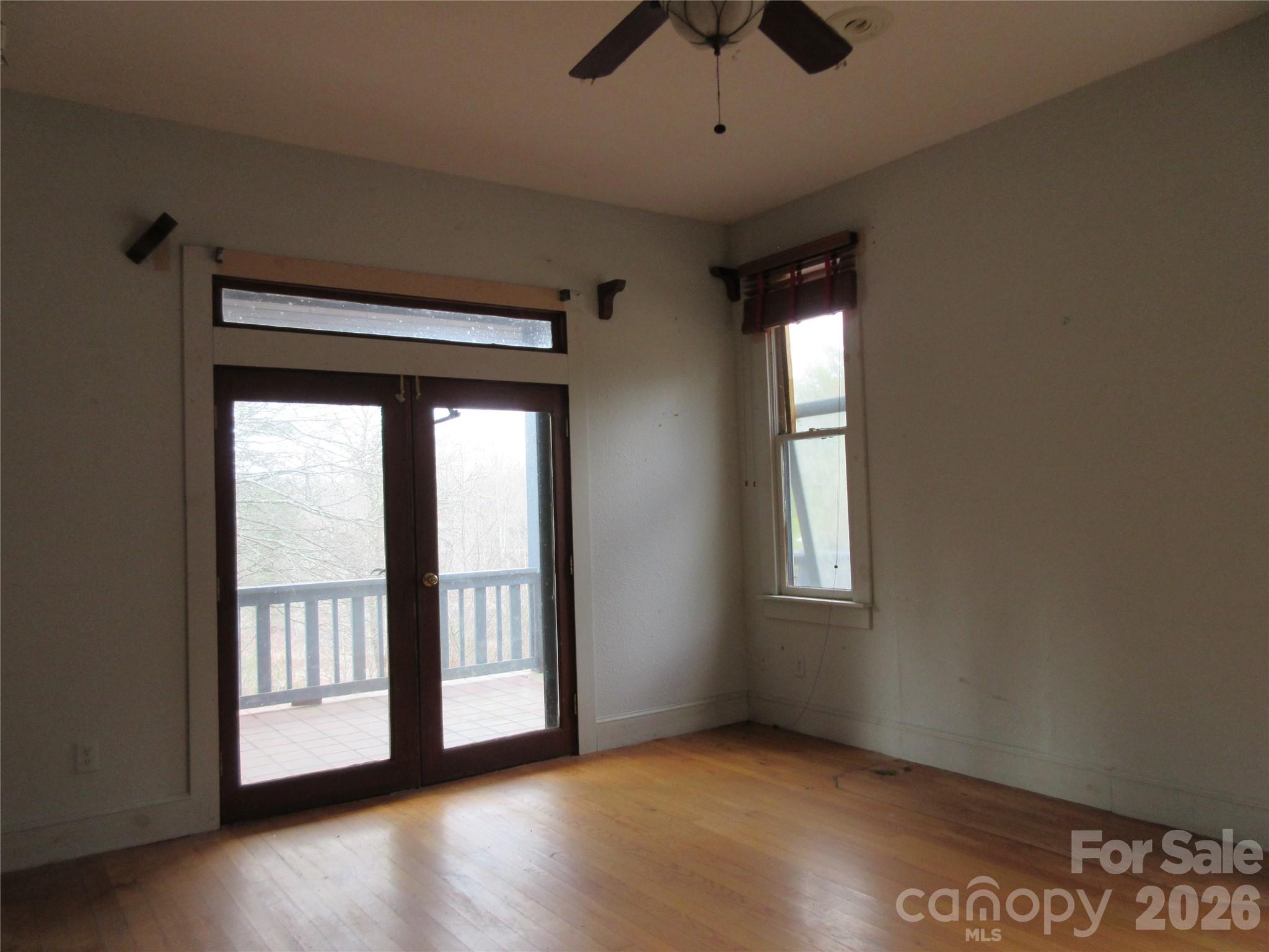 Single Family Residence at 373 Shumont Road, Black Mountain, photo 10 of 21