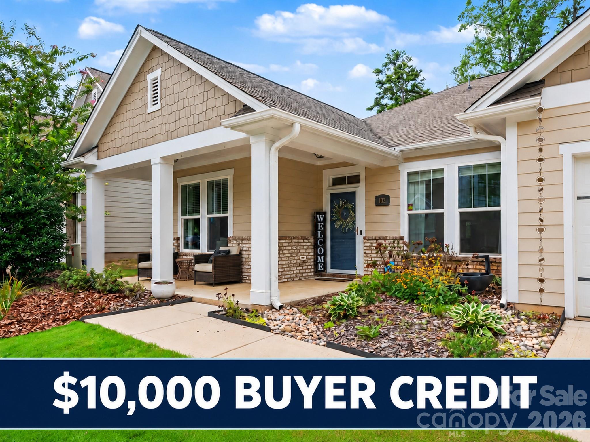 Single Family Residence at 402 Dudley Drive, Fort Mill, photo 2 of 34