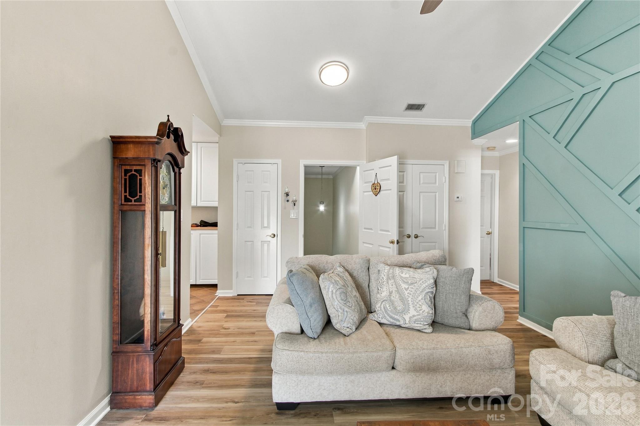 Condominium at 9328 S Vicksburg Park Court S, Charlotte, photo 8 of 28