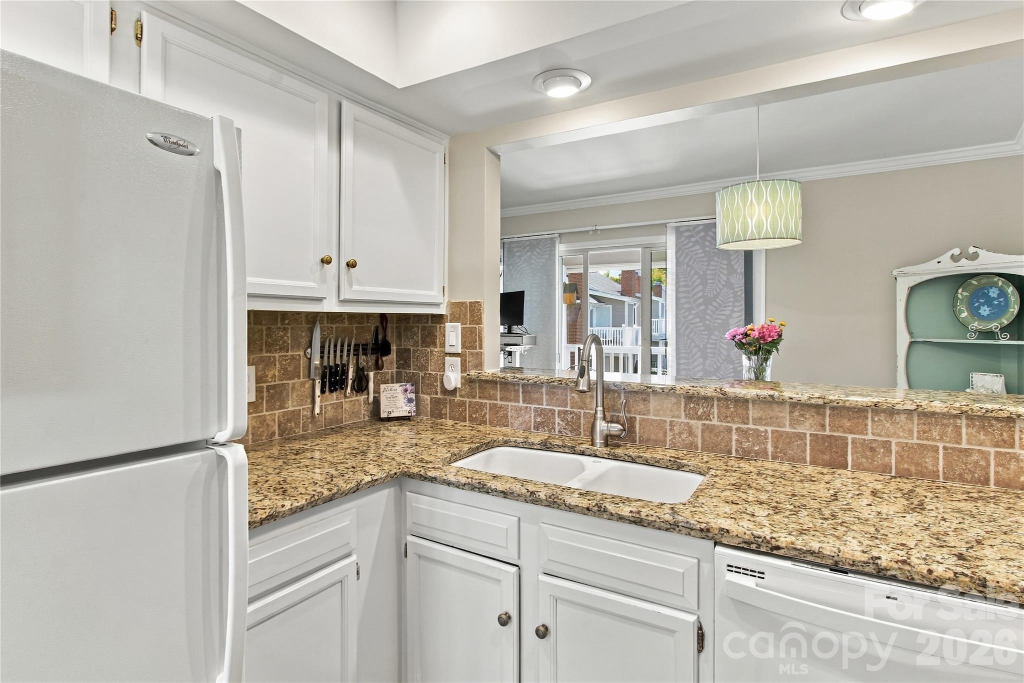 Condominium at 9328 S Vicksburg Park Court S, Charlotte, photo 13 of 28