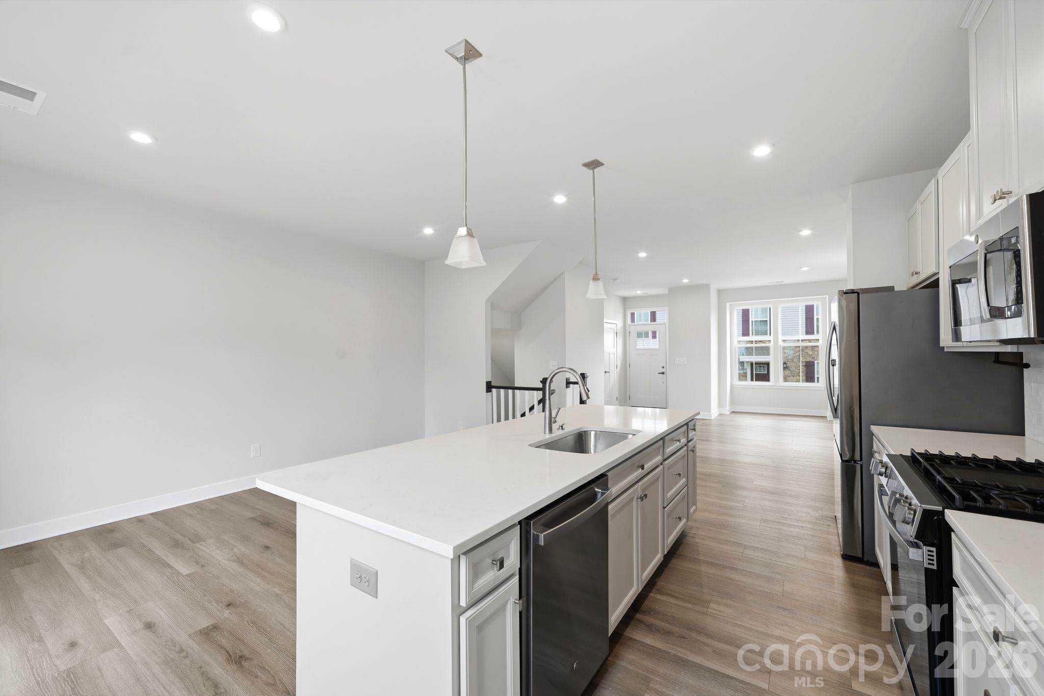 Townhouse at 9302 Mallard Mills Drive, Charlotte, photo 10 of 38