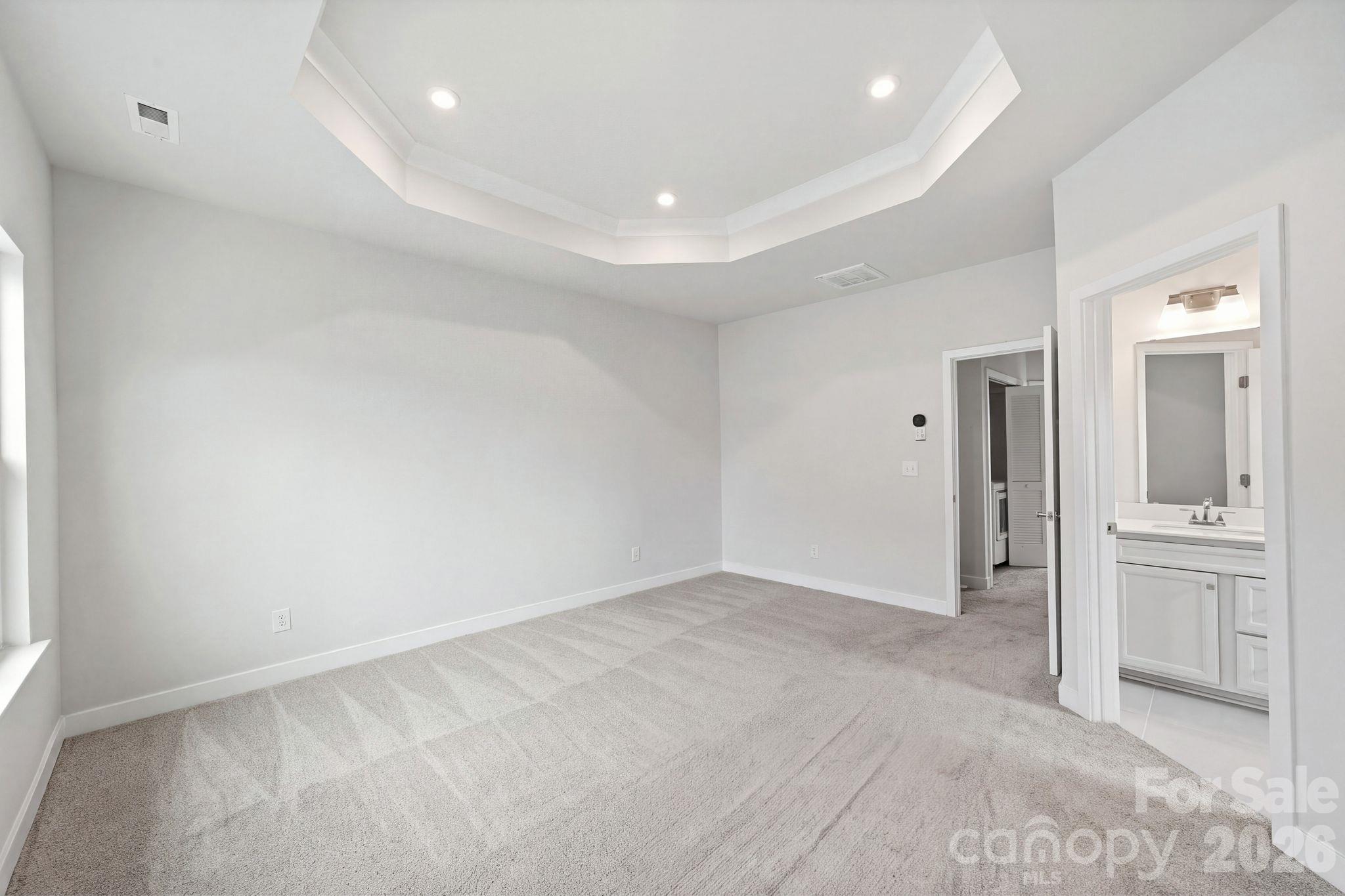 Townhouse at 9302 Mallard Mills Drive, Charlotte, photo 15 of 38