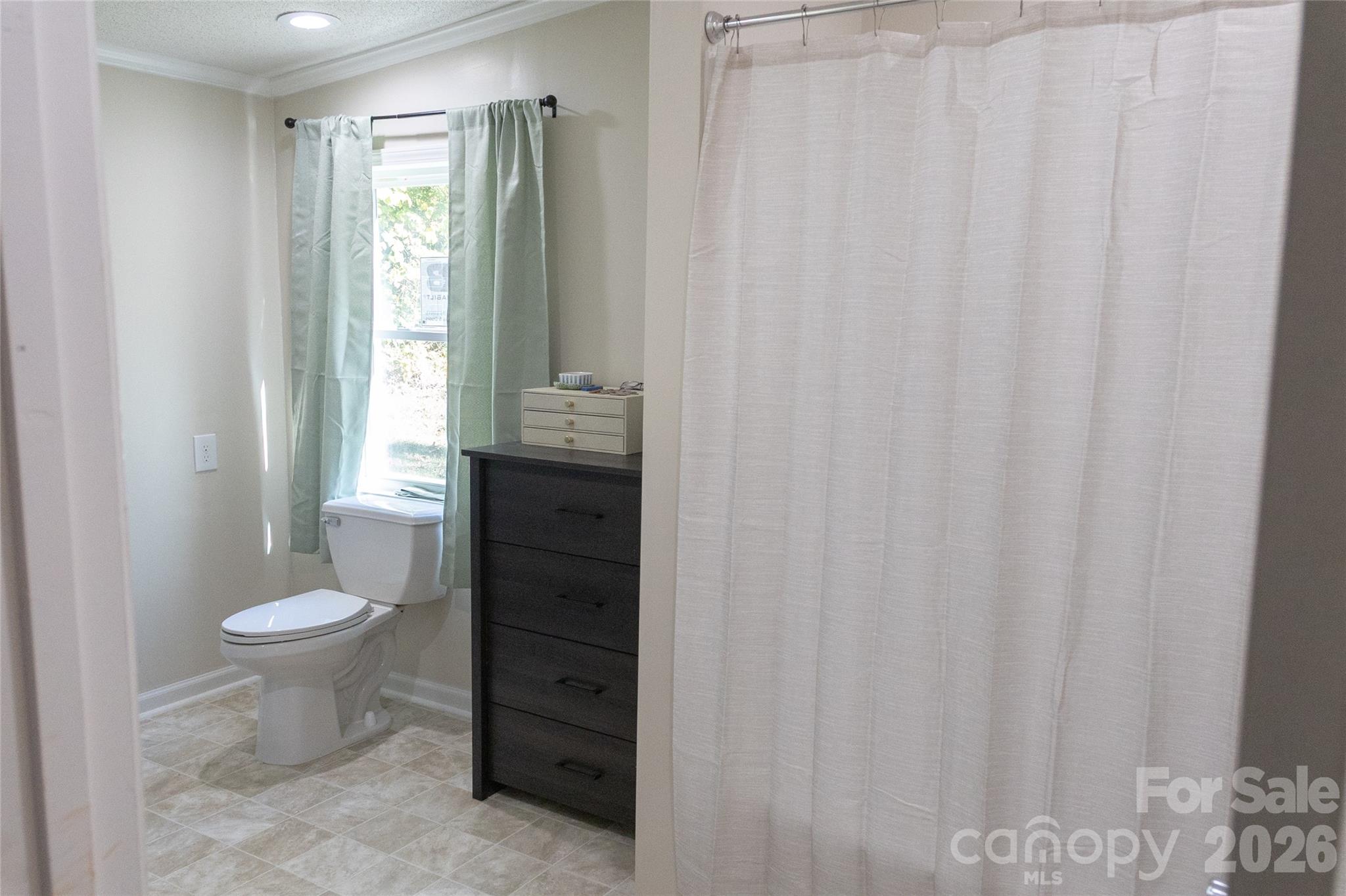 Single Family Residence at 140 High Ridge Circle, Maiden, photo 35 of 38