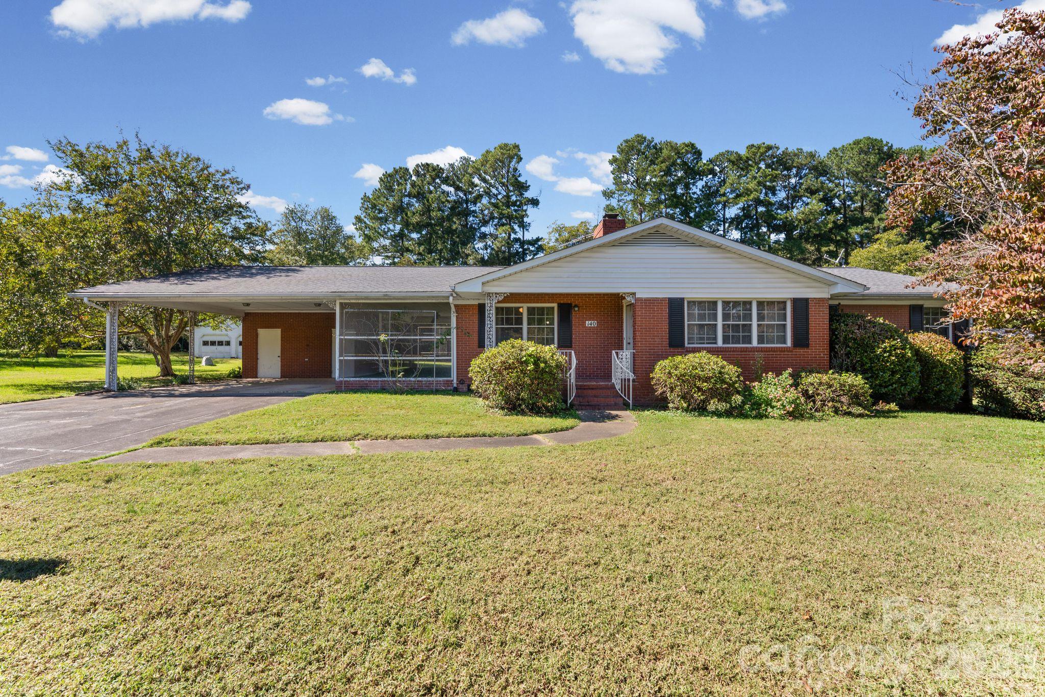 140 Winterlocken Rd - 140 Winterlocken Road, Salisbury