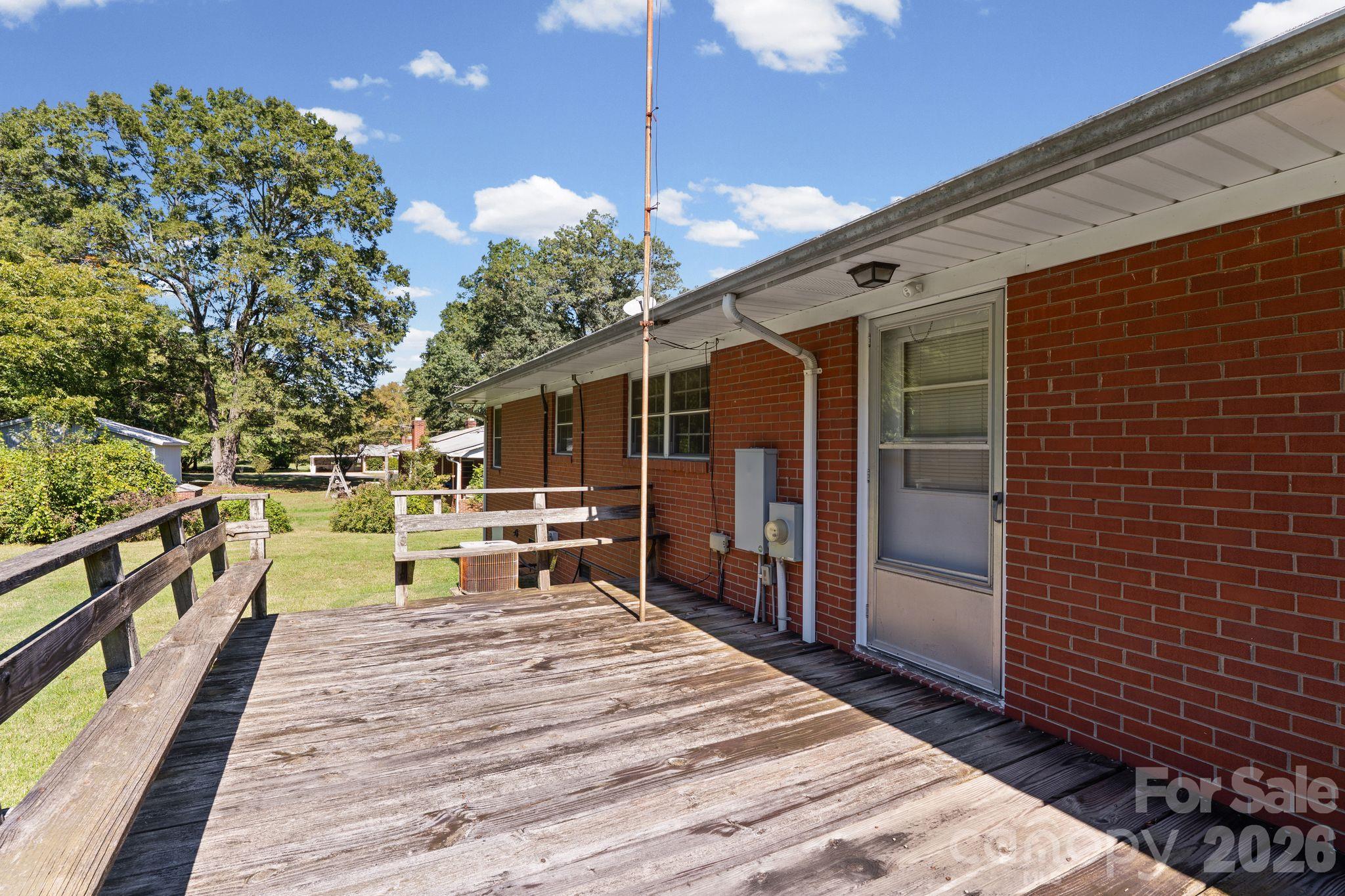 Single Family Residence at 140 Winterlocken Road, Salisbury, photo 23 of 31